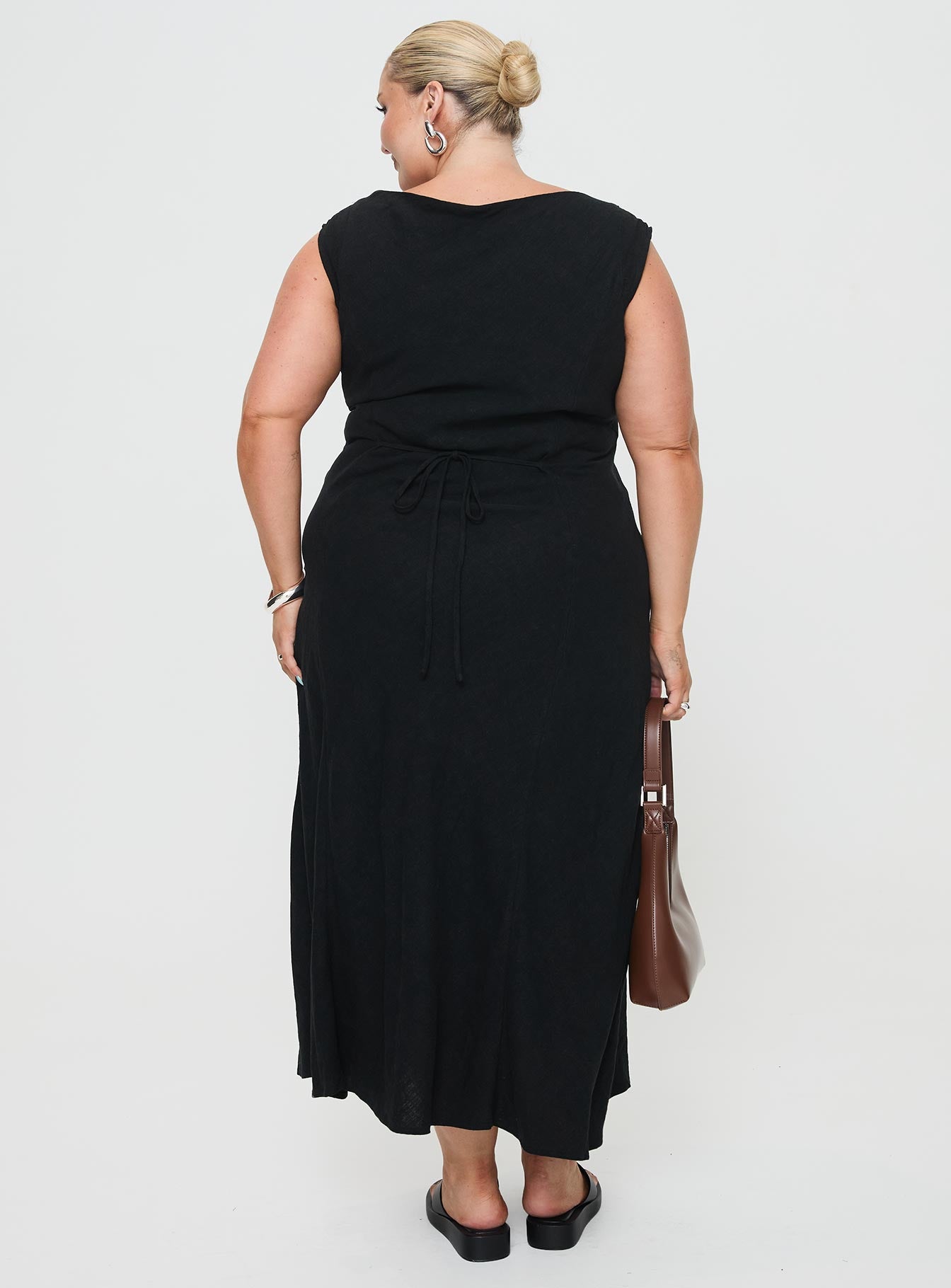 Chosen Girl Linen Blend Maxi Dress Black Curve - Image 5