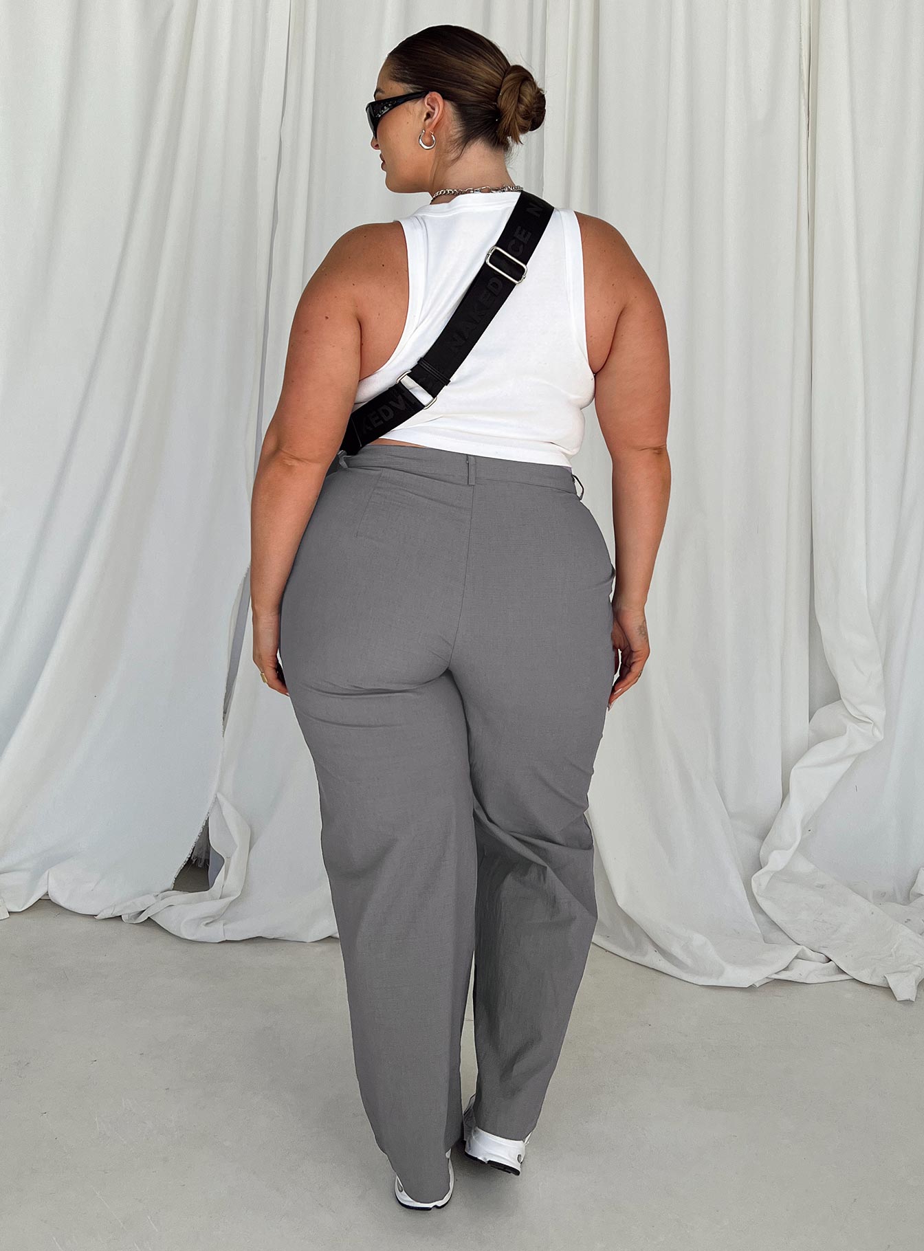 Betsy Pants Grey Curve - Image 4