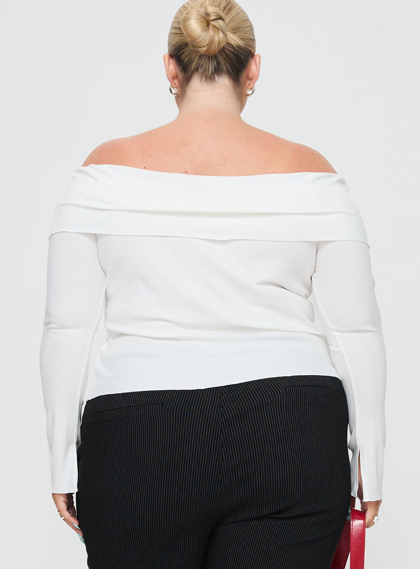 Parveen Off The Shoulder Top White Curve - Image 5