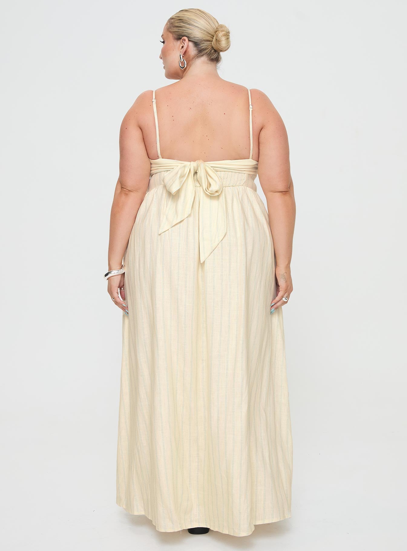 Slow Dance Linen Blend Maxi Dress Cream / Blue Curve - Image 5