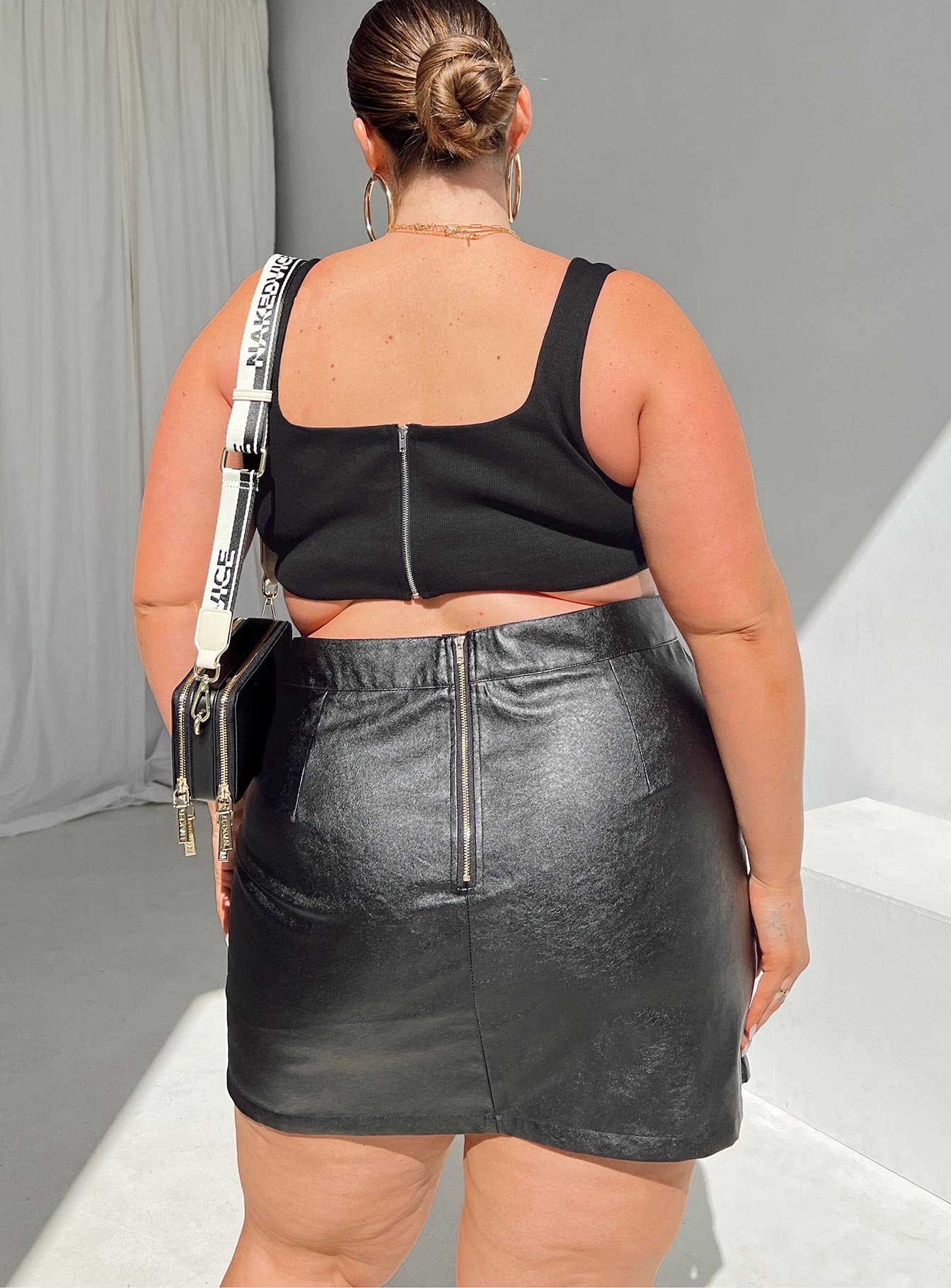 Chelsea Mini Skirt Black Curve - Image 3