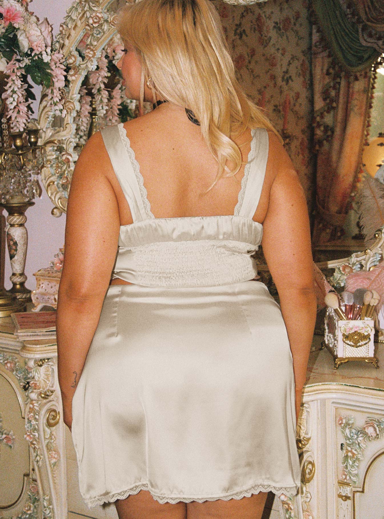 Acela Satin Set Cream Curve - Image 4