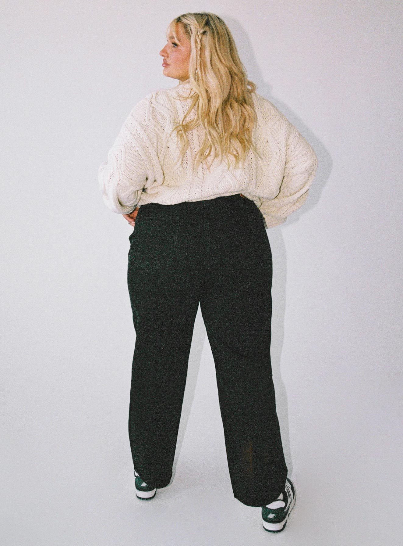 Holly Asymmetric Ripped Leg Jeans Black Denim Curve - Image 4