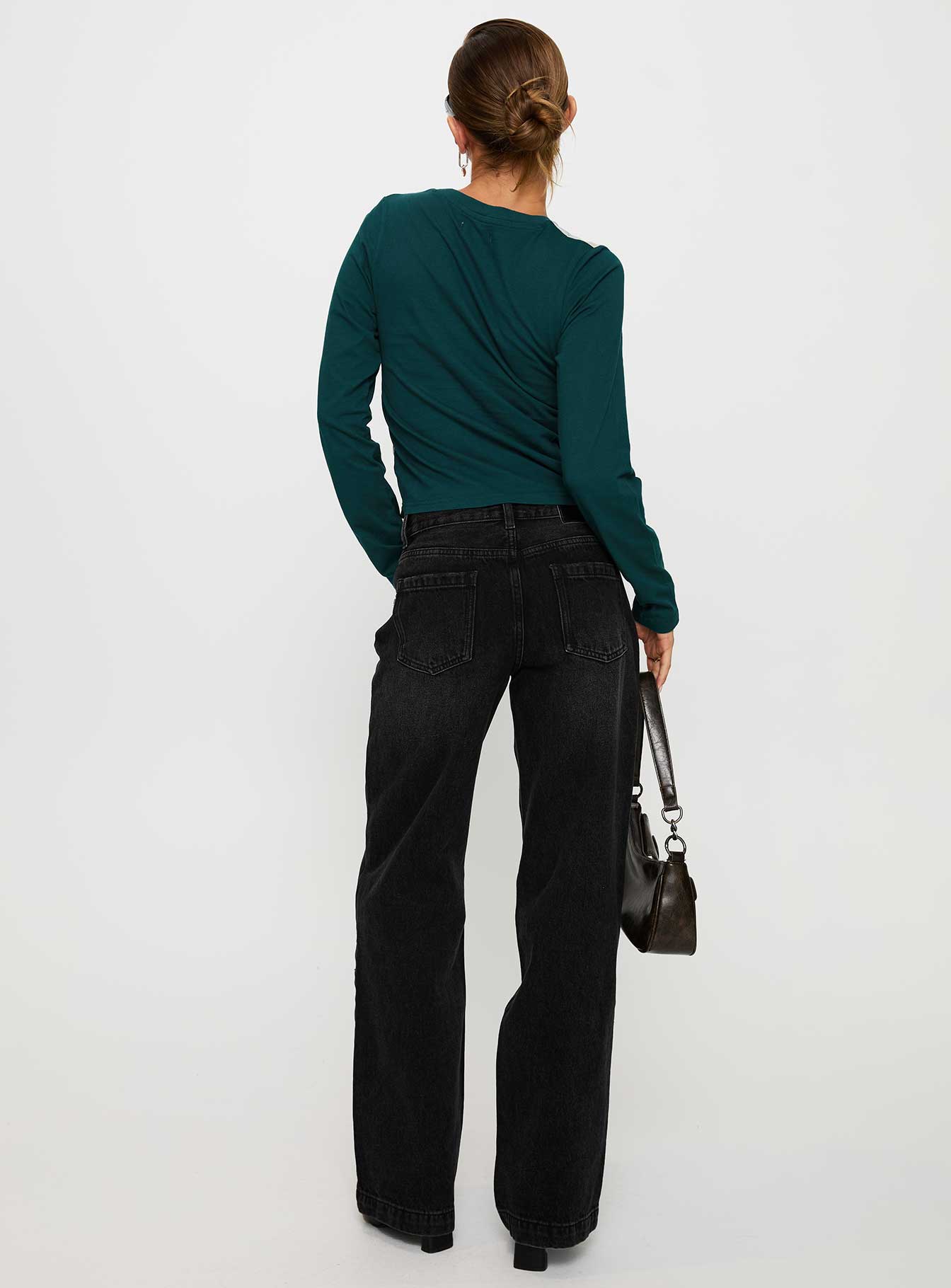 Anelli Low Rise Straight Leg Jeans Washed Black - Image 5