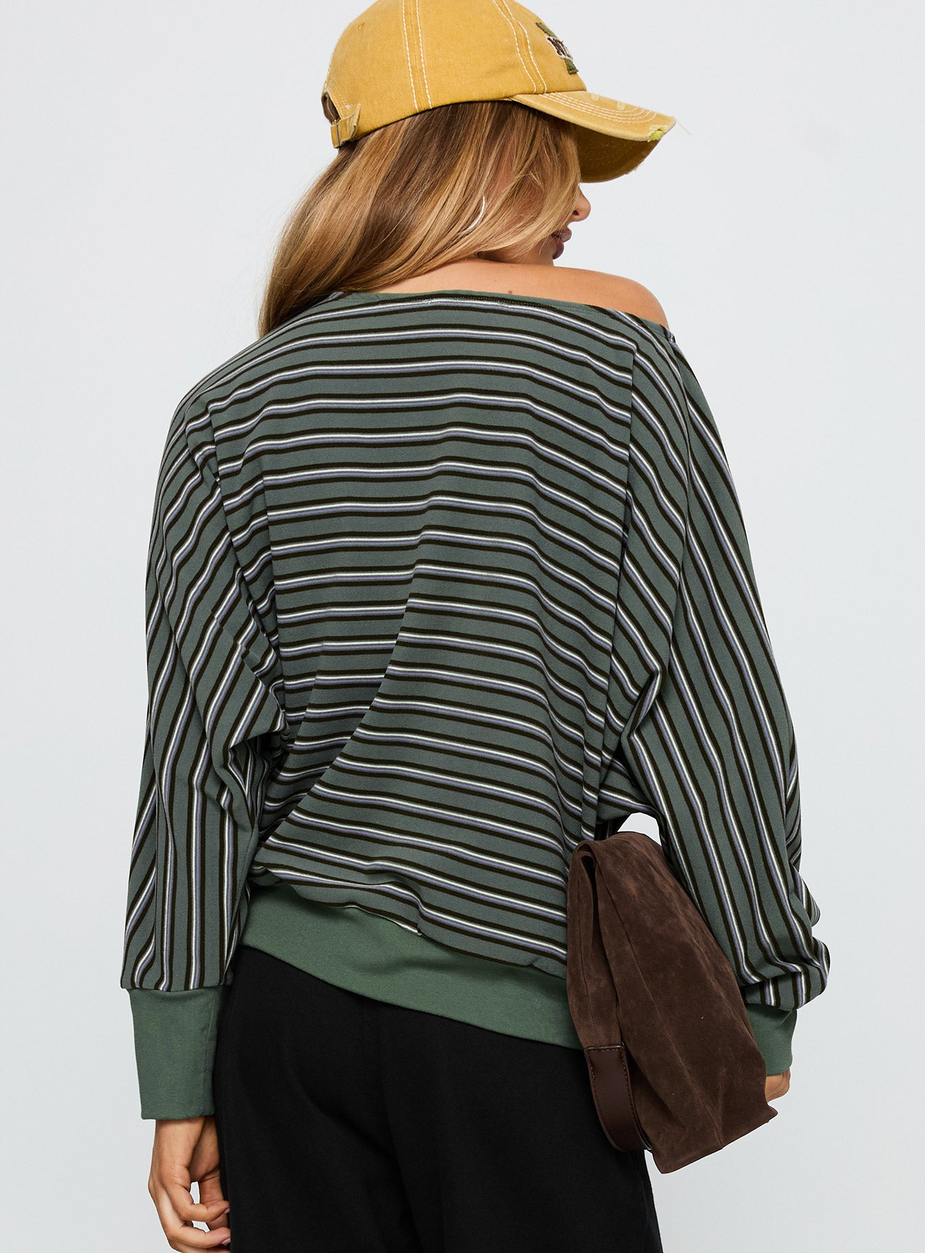 Zaylah Contrast Cuff Jumper Green - Image 5