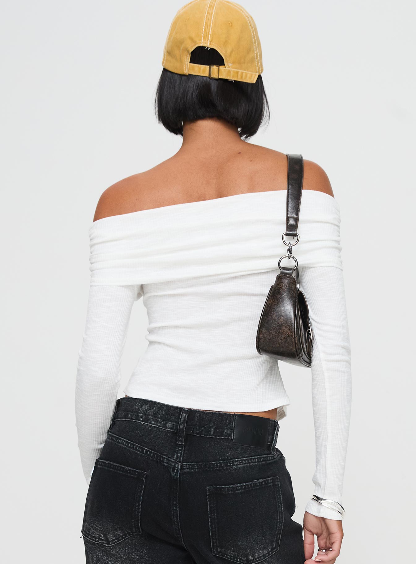 Victorea Off Shoulder Top White - Image 5