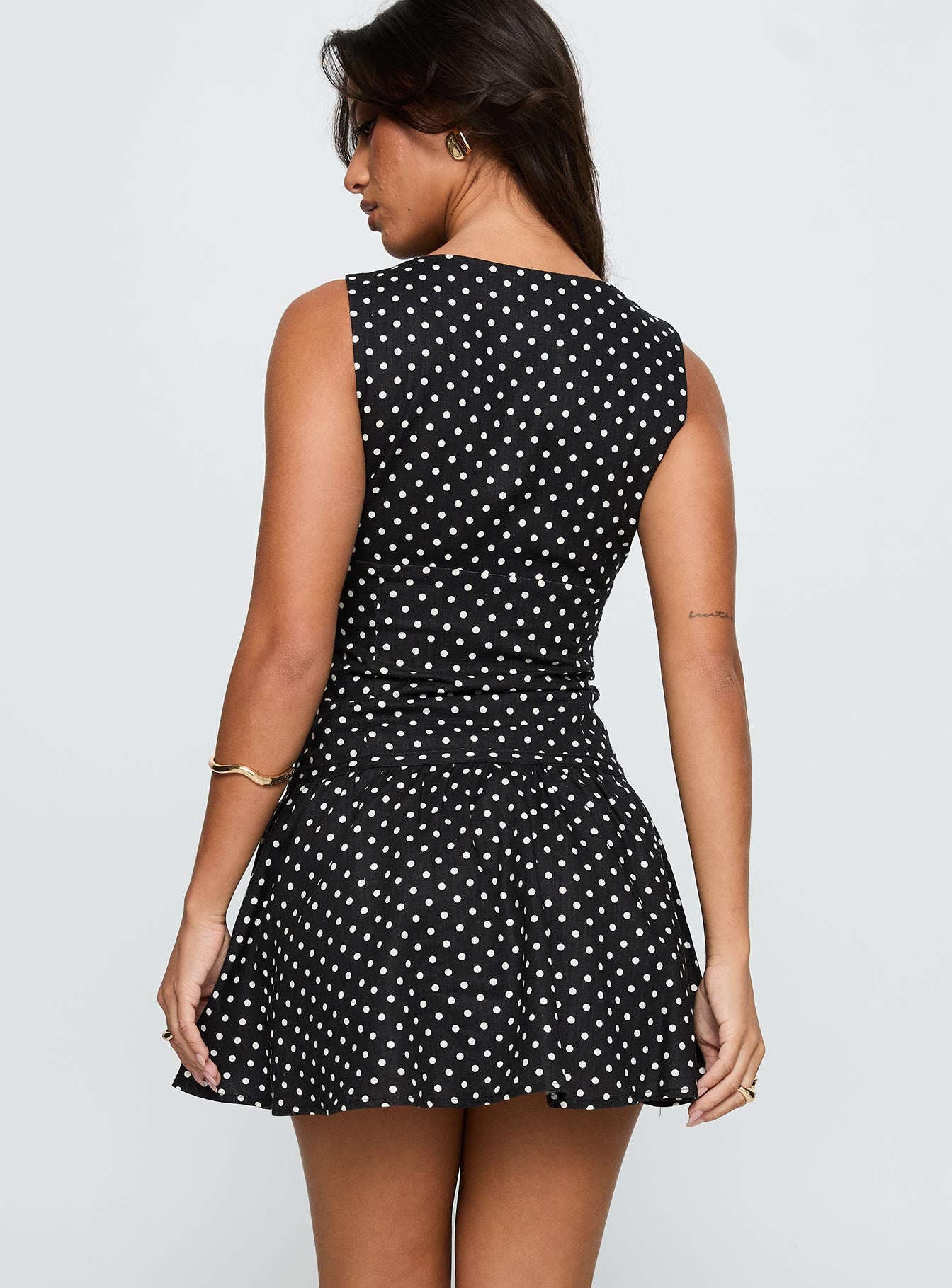 Alissea Keyhole Linen Blend Mini Dress Black Polka - Image 5