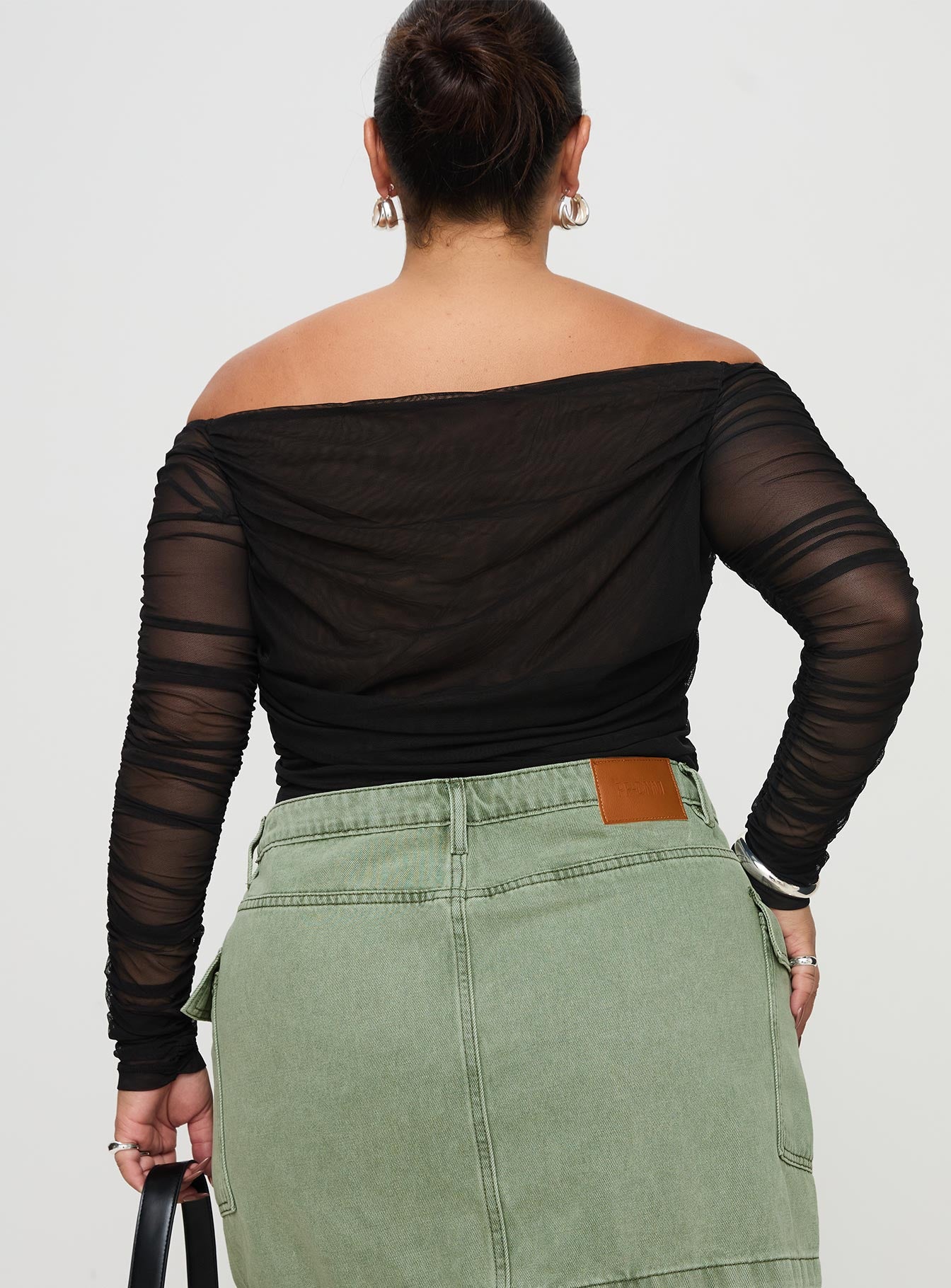 Hartford Off The Shoulder Top Black Curve - Image 5