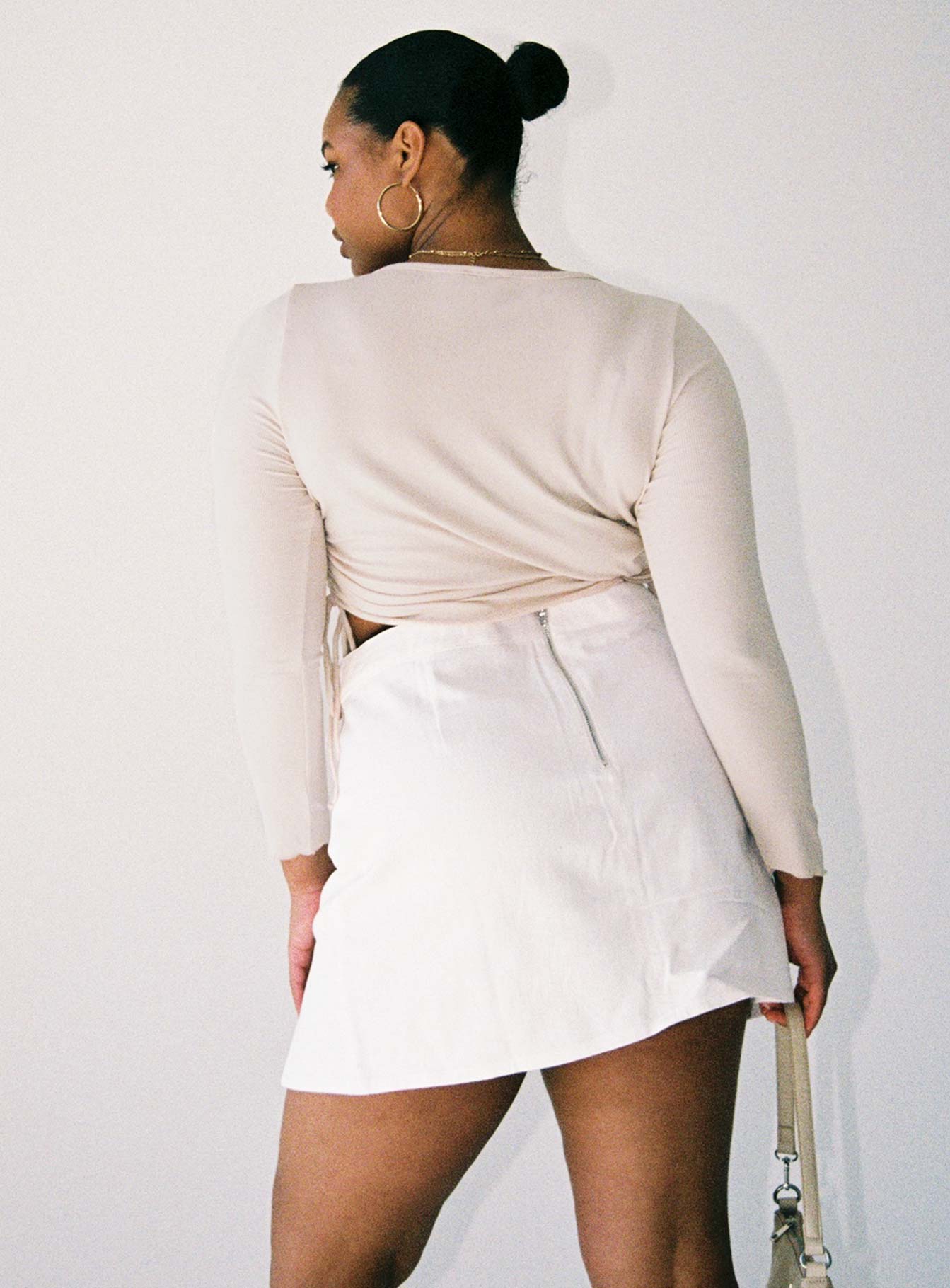 Madison Mini Skirt White Curve - Image 4