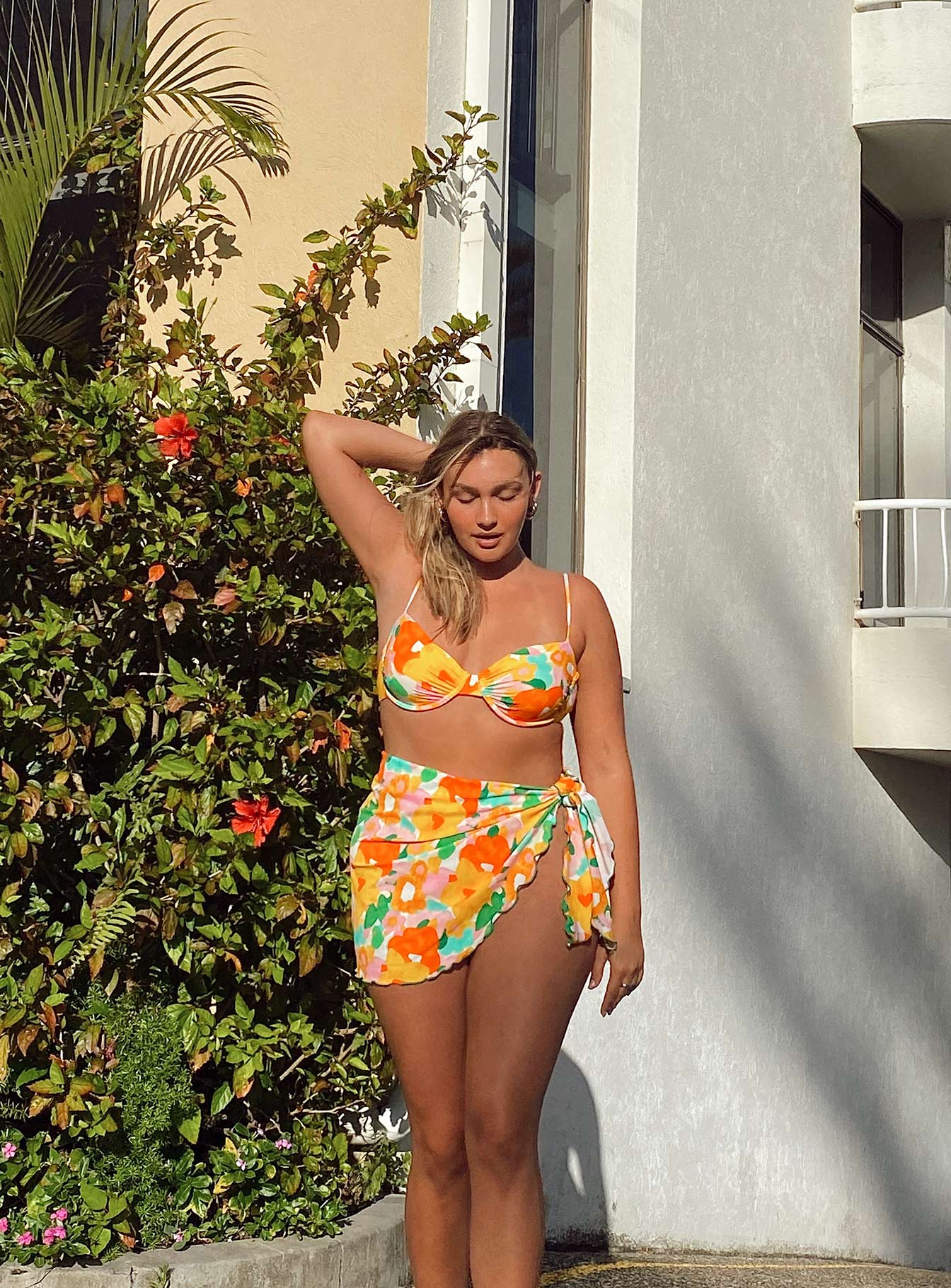 Paradise Sarong Yellow Floral - Image 4