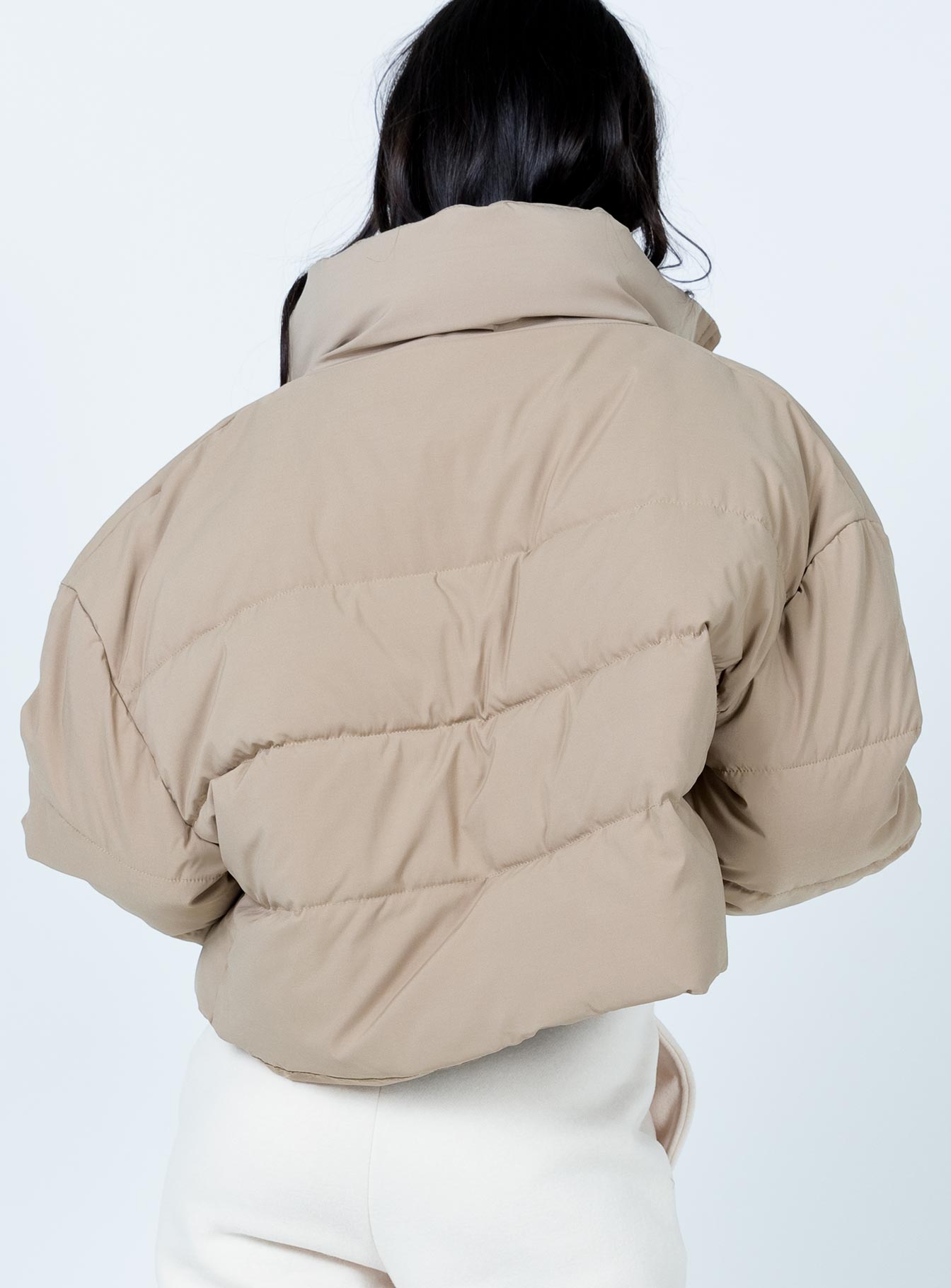 Georgia Cropped Puffer Jacket Beige - Image 6