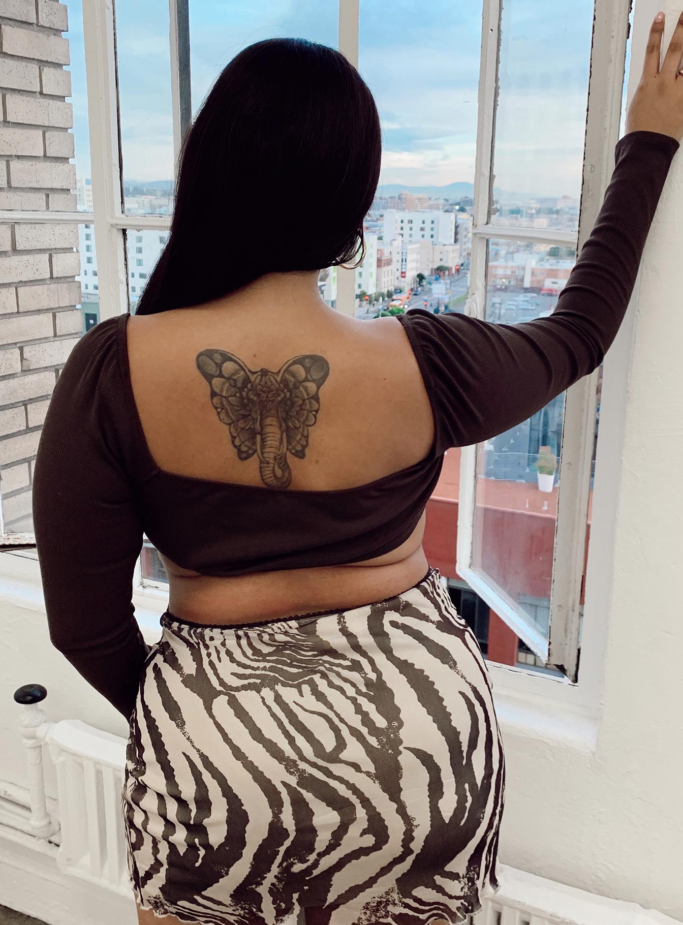 Becca Long Sleeve Top Brown Curve - Image 4