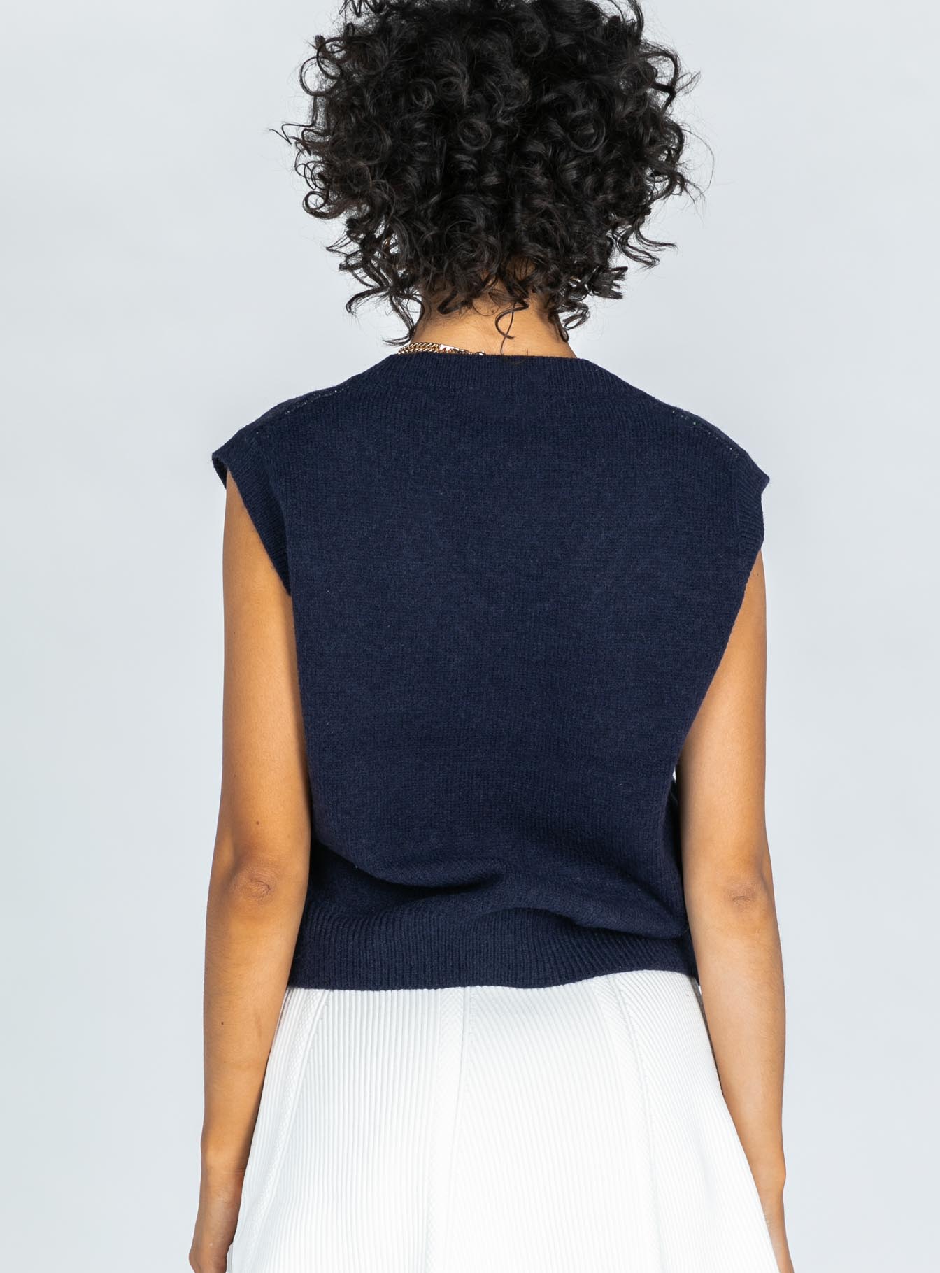 Saskia Sweater Vest Black - Image 4