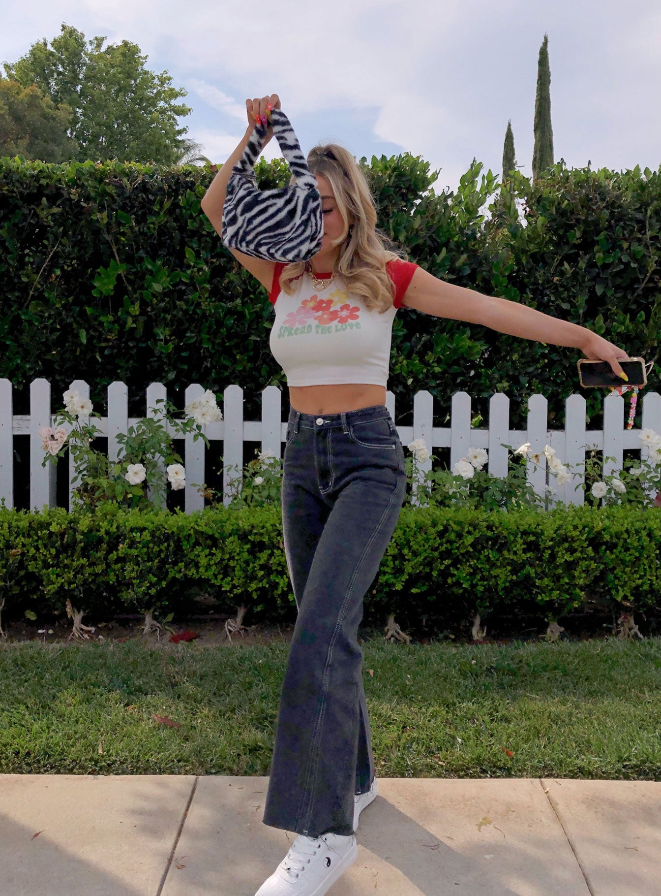 Spread The Love Graphic Top White - Image 4