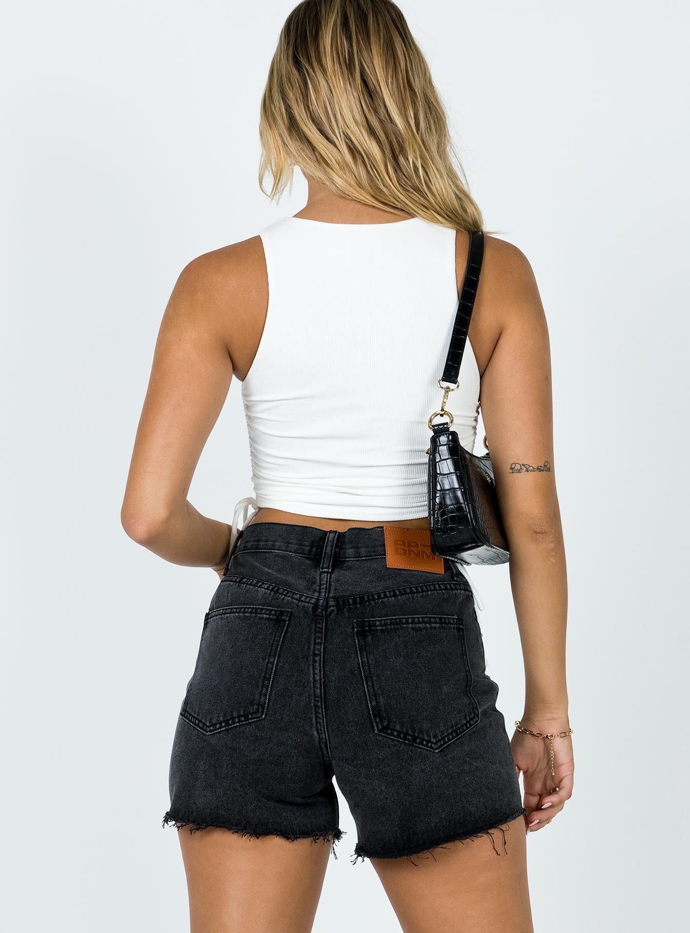 Xena Denim Shorts Black - Image 5