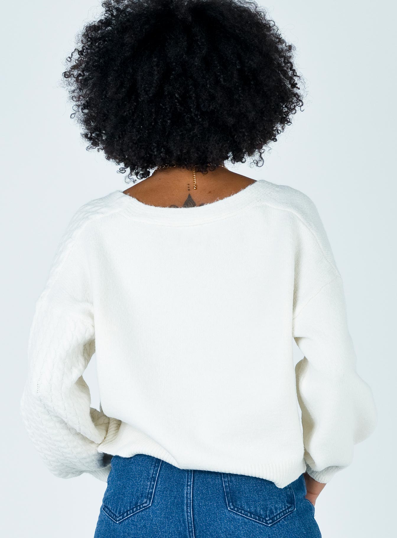 Dashiell Cardigan White - Image 4