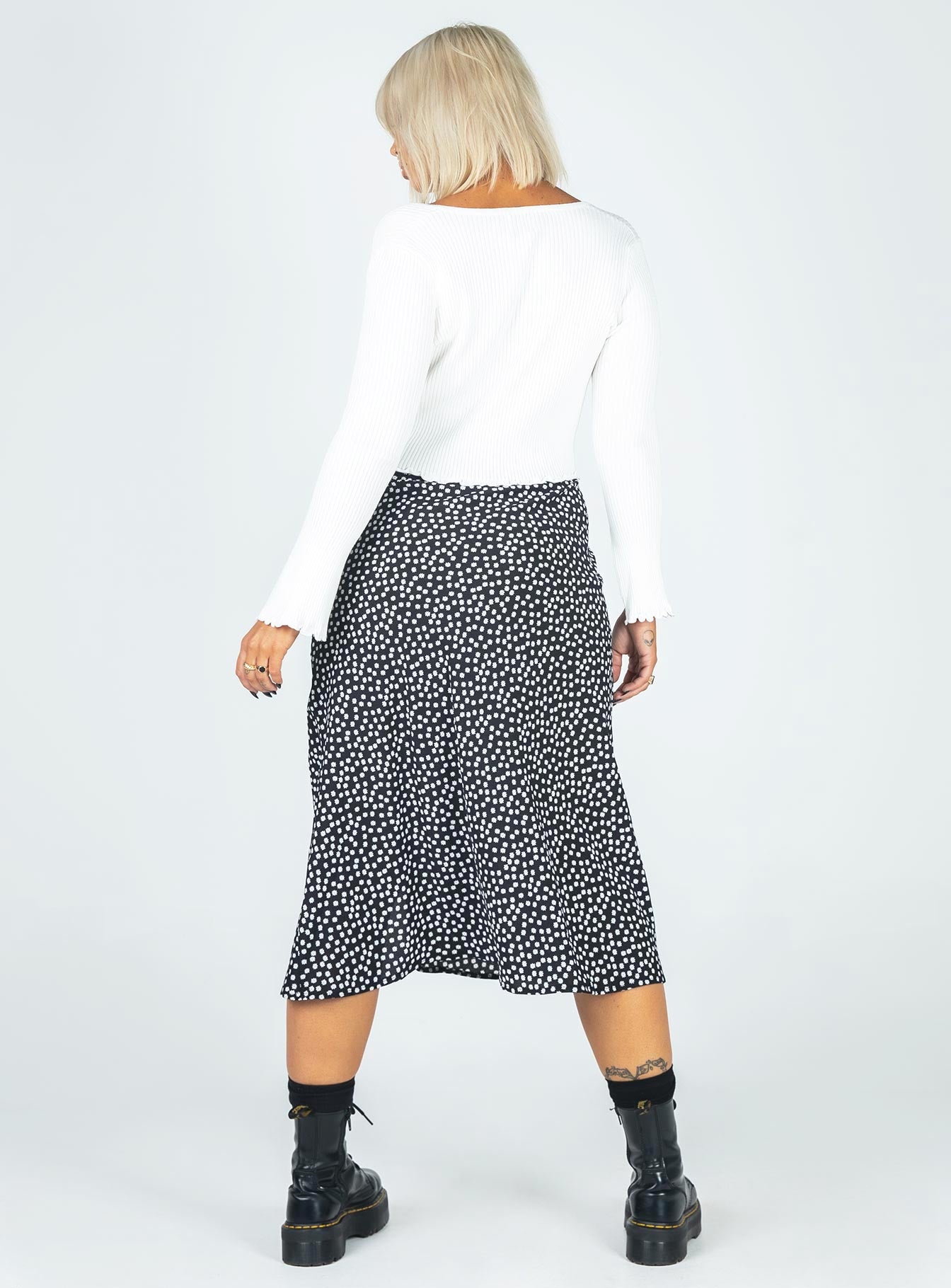 Mabel Midi Skirt Black/White - Image 4