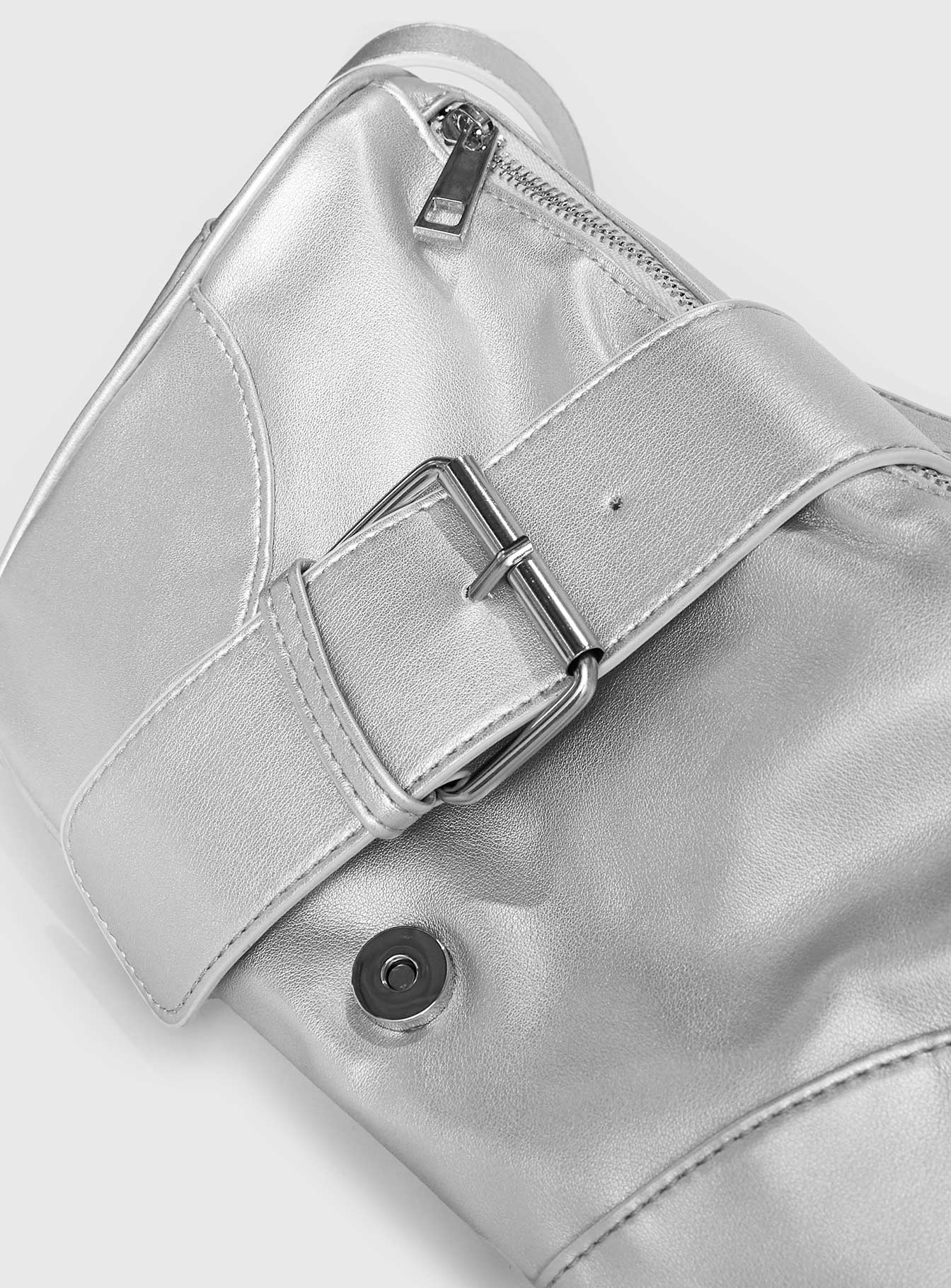 Right Here Shoulder Bag Silver - Image 5