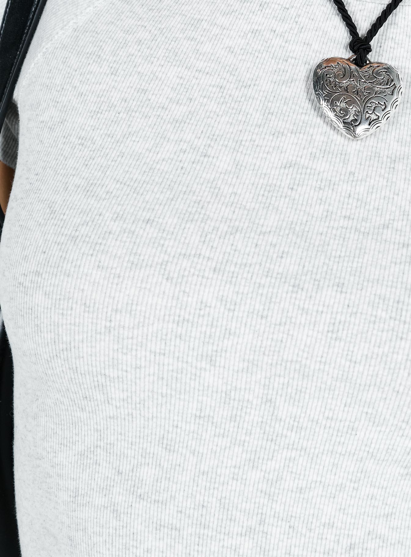 Daymien Tee Grey - Image 6