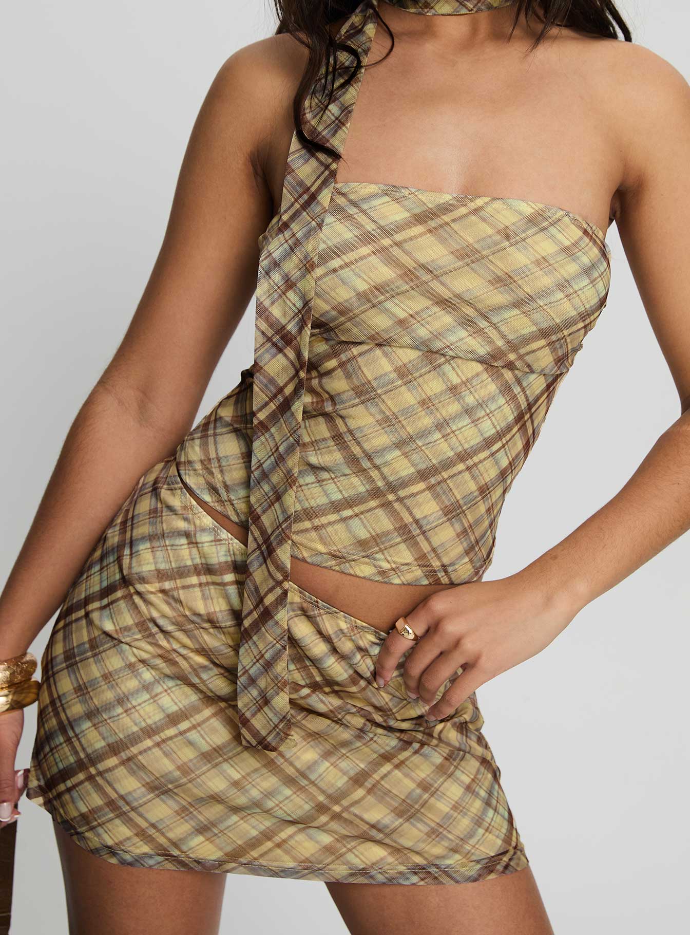 Bradee Scarf Detail Set Yellow Check - Image 6