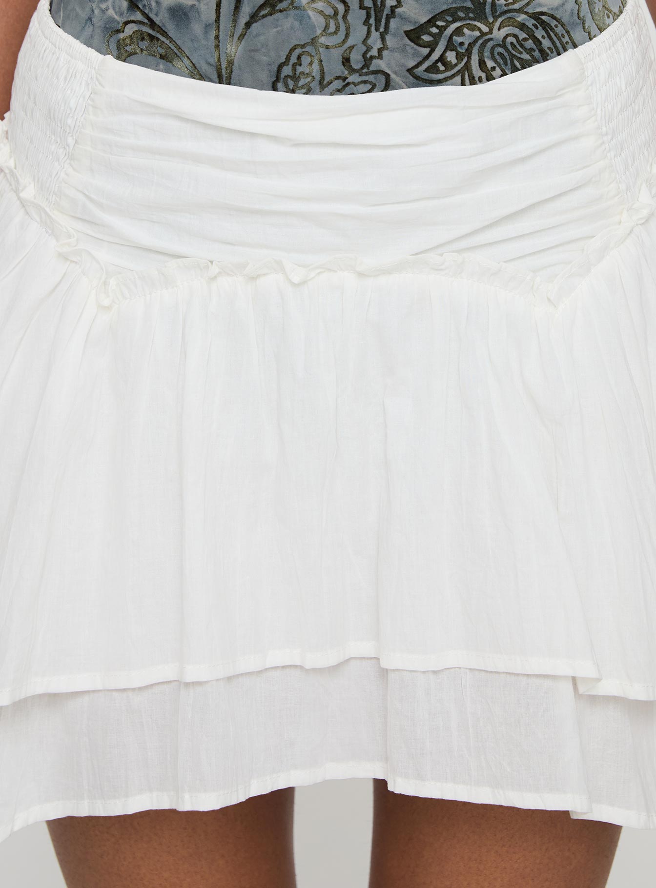 Butter Low Rise Skirt White - Image 6