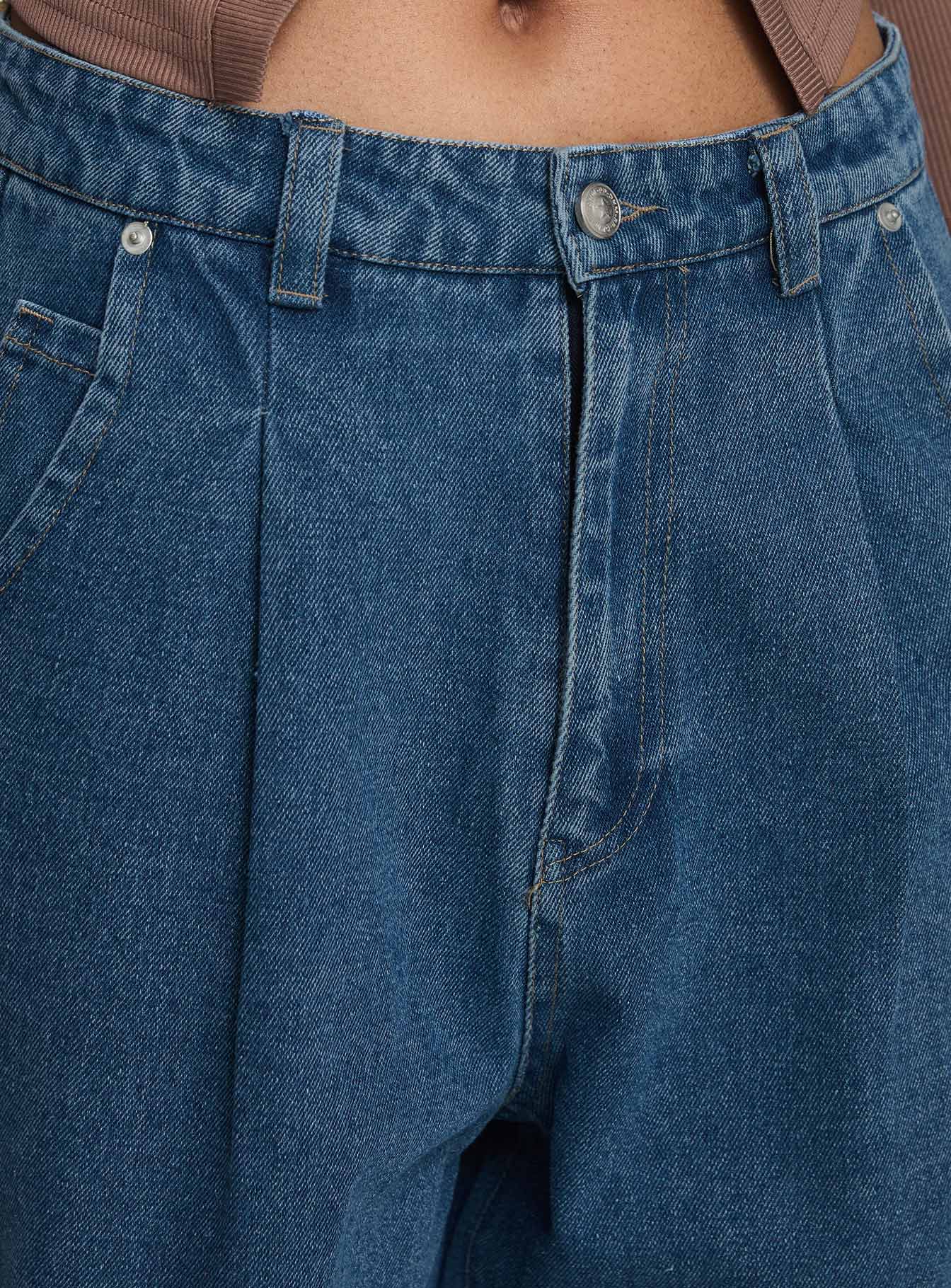 Forestier Mid Rise Barrel Leg Pin Tuck Jeans Mid Blue - Image 6