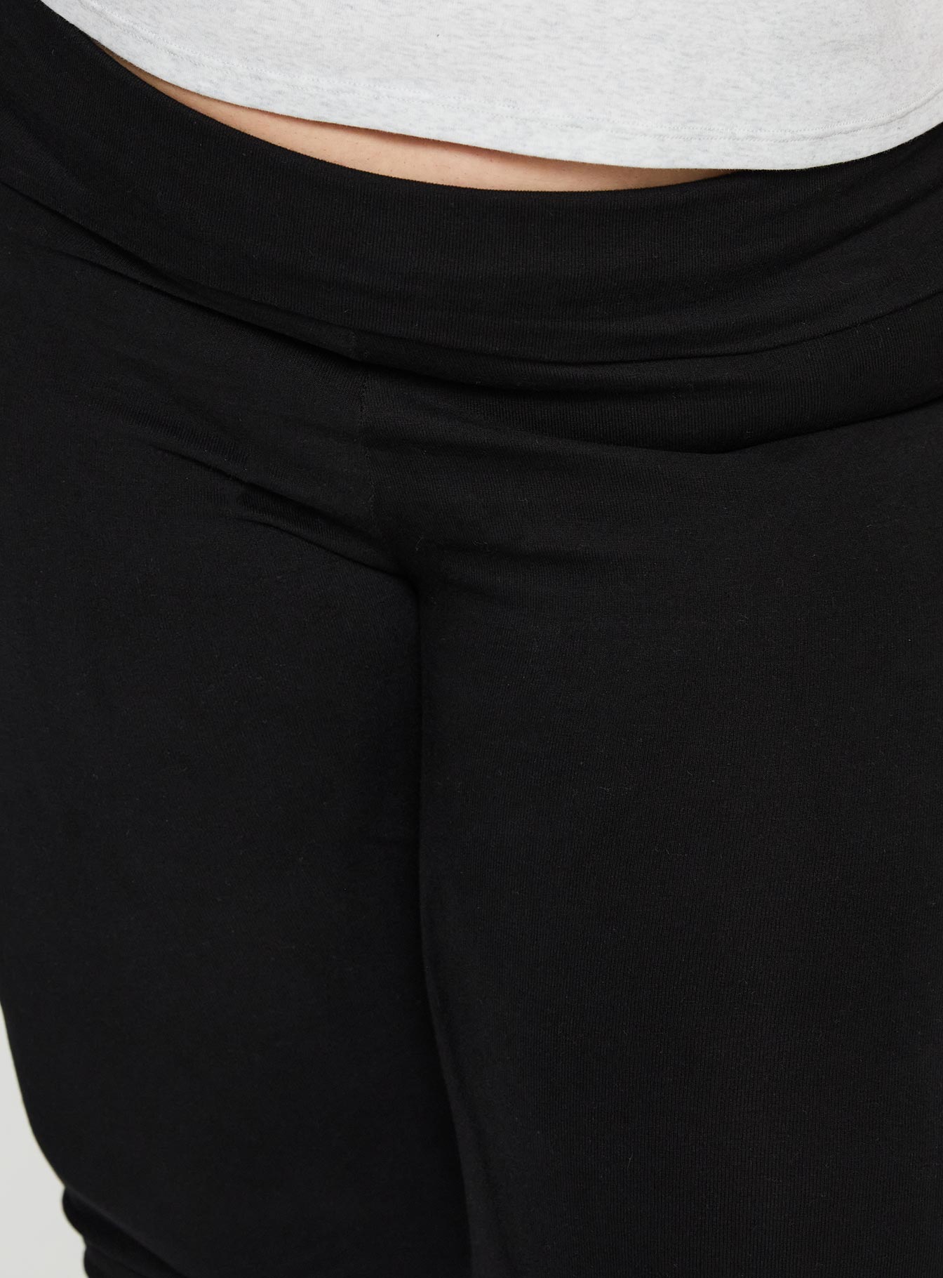 Movement Yoga Pant Black Curve - Image 6