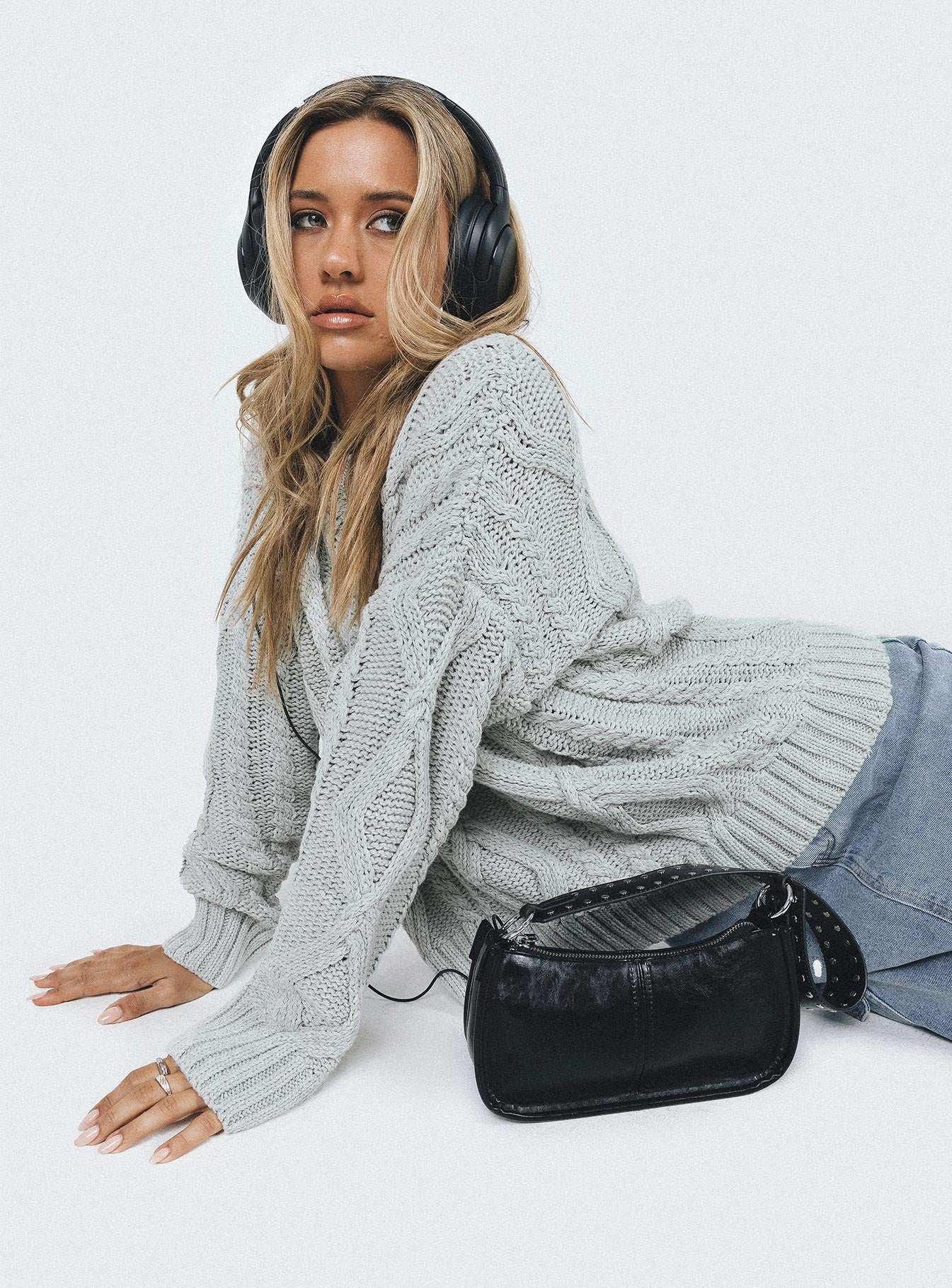 Anaya Oversized Sweater Grey - Image 6