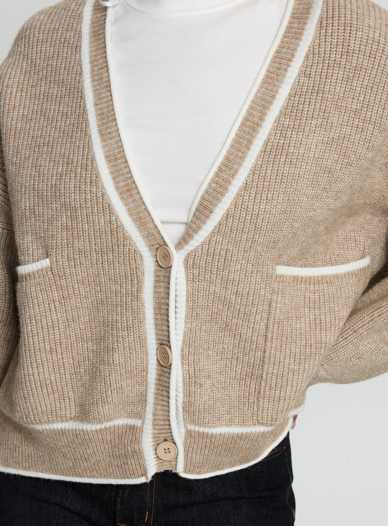 Cressara Contrast Knit Cardigan Beige / White - Image 6