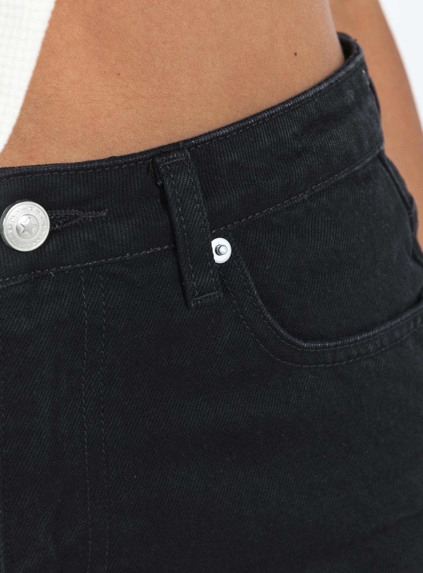 Maggie Denim Shorts Black - Image 6