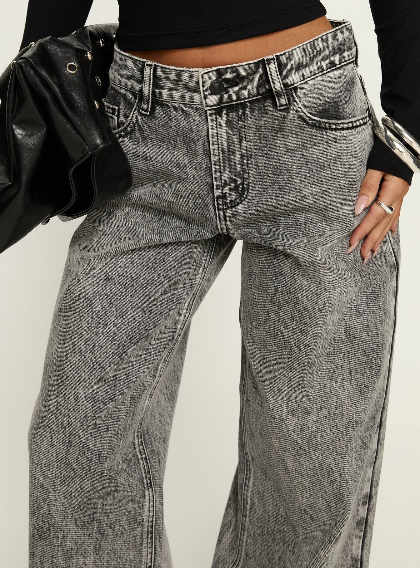 Serenitia Mid Rise Relaxed Jeans Washed Grey - Image 5