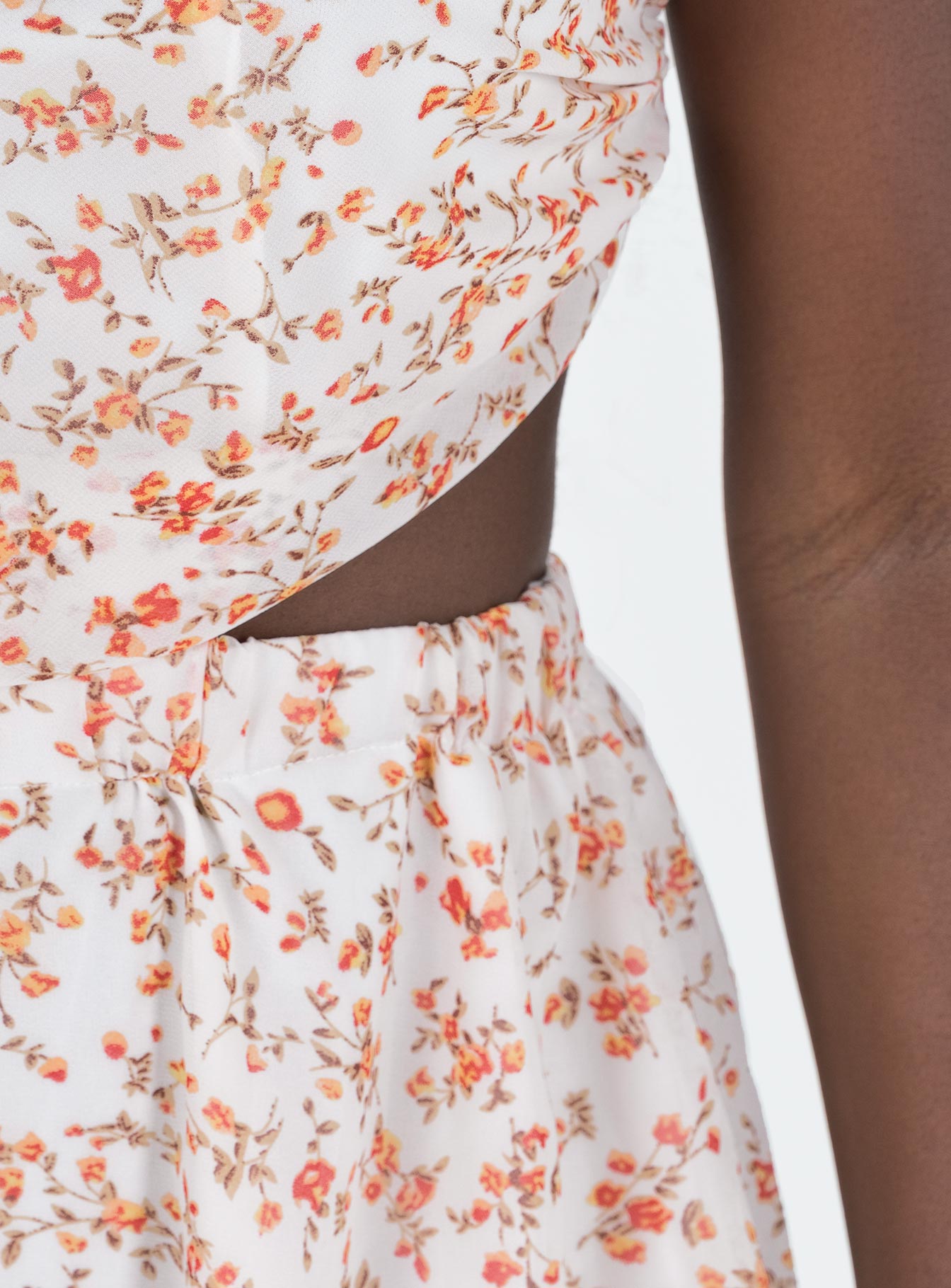 Jessia Romper White Floral - Image 5