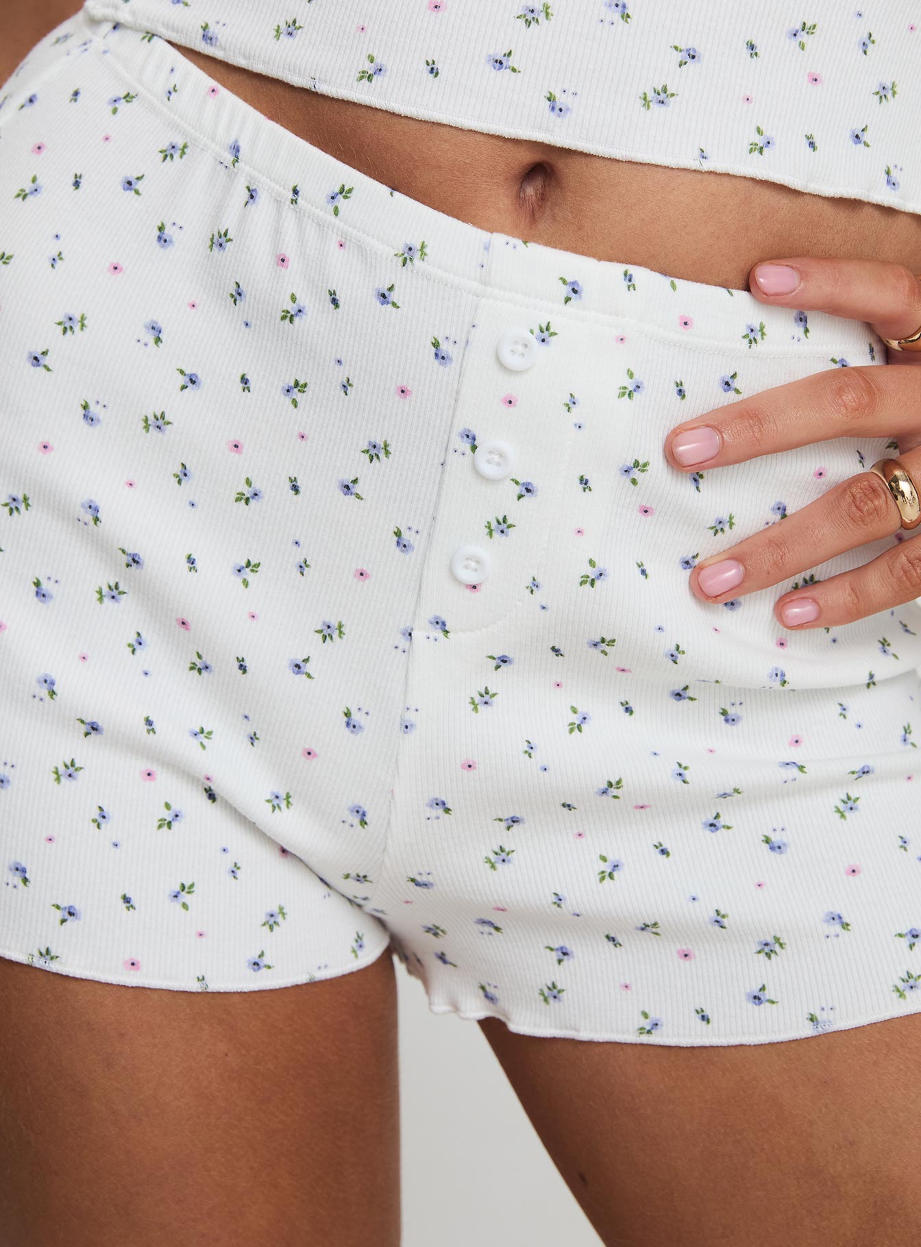 Take On Me Rib Short Floral - Image 6