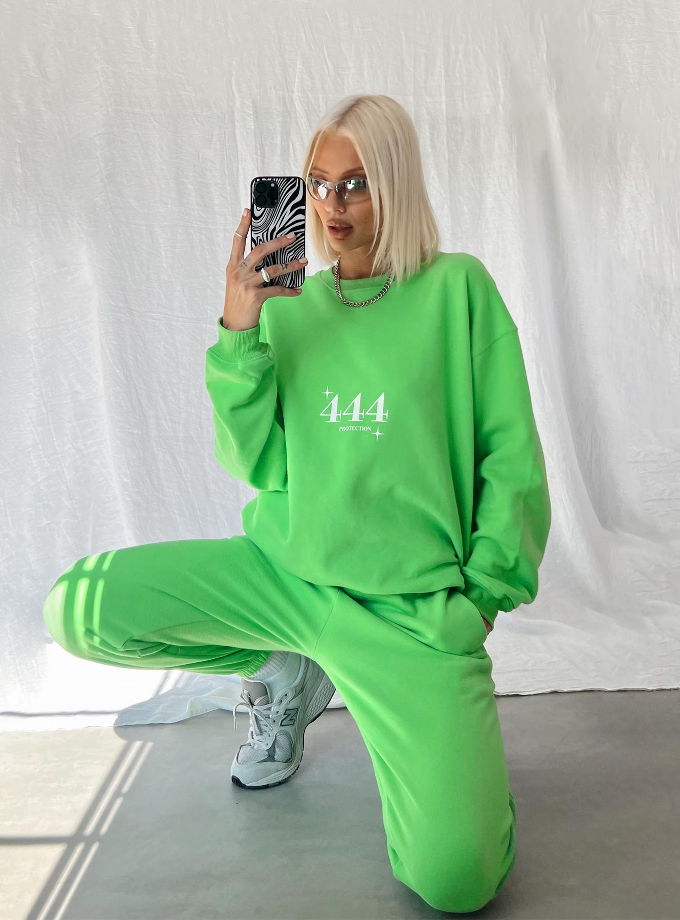 Only Four You Sweatshirt Green - Image 6