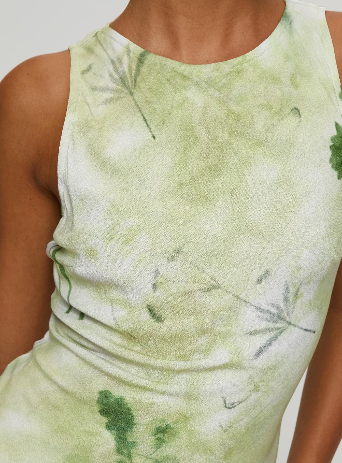 Vivre Mini Dress Green Floral - Image 6