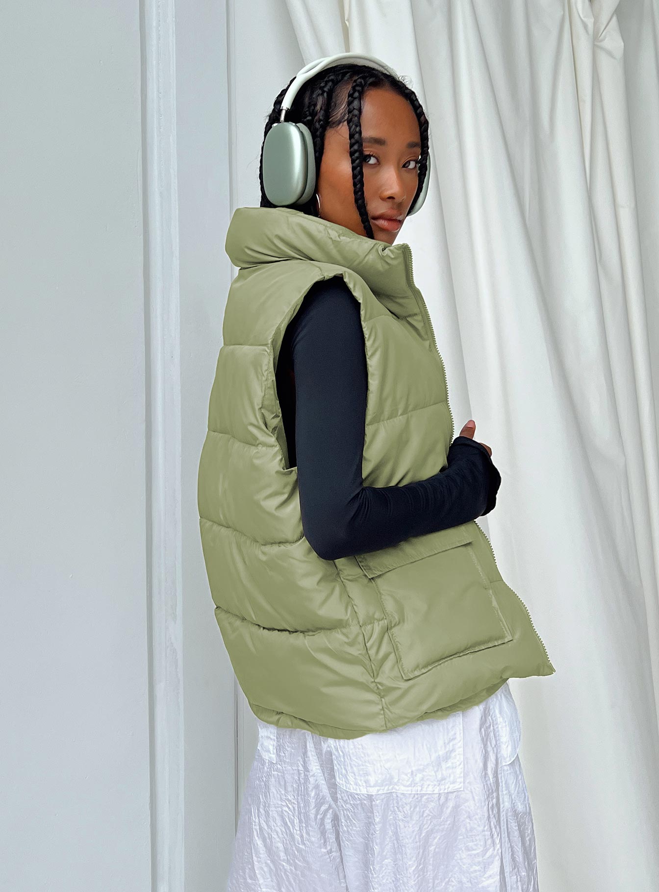 Rowan Vest Khaki - Image 5