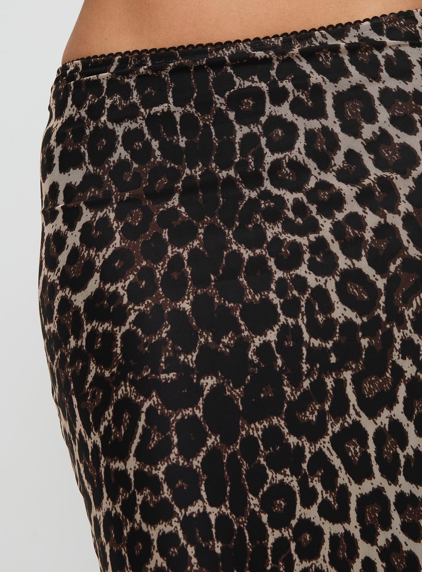 Ergo Maxi Skirt Leopard Tall - Image 6
