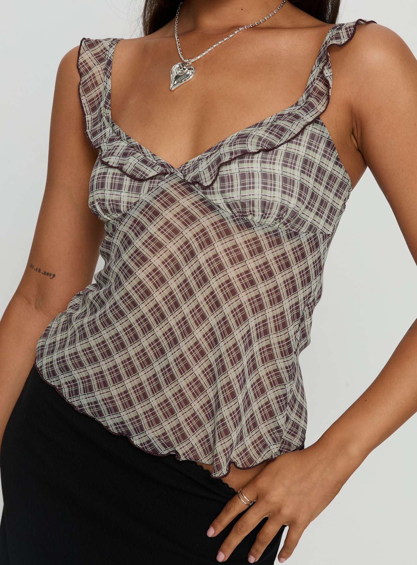 Zayliah Frill Detail Top Wine Check - Image 6
