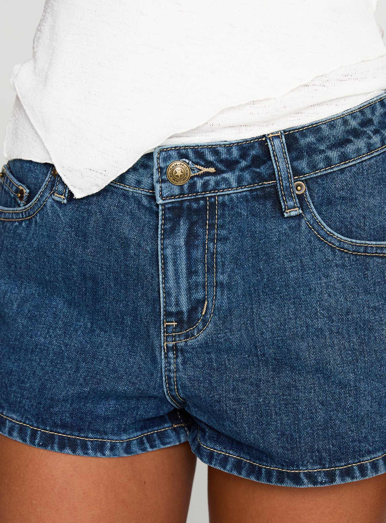 Dreamful Low Rise Mini Denim Short Mid Wash Tall - Image 6