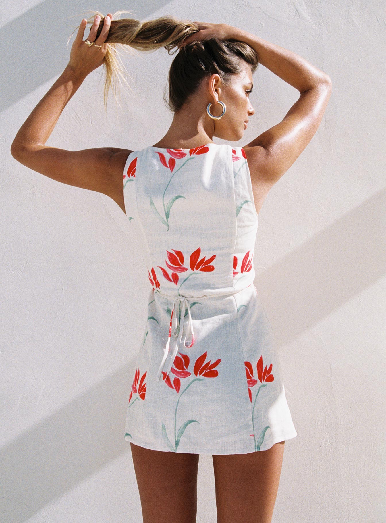 Dollie Linen Mini Dress Floral - Image 5