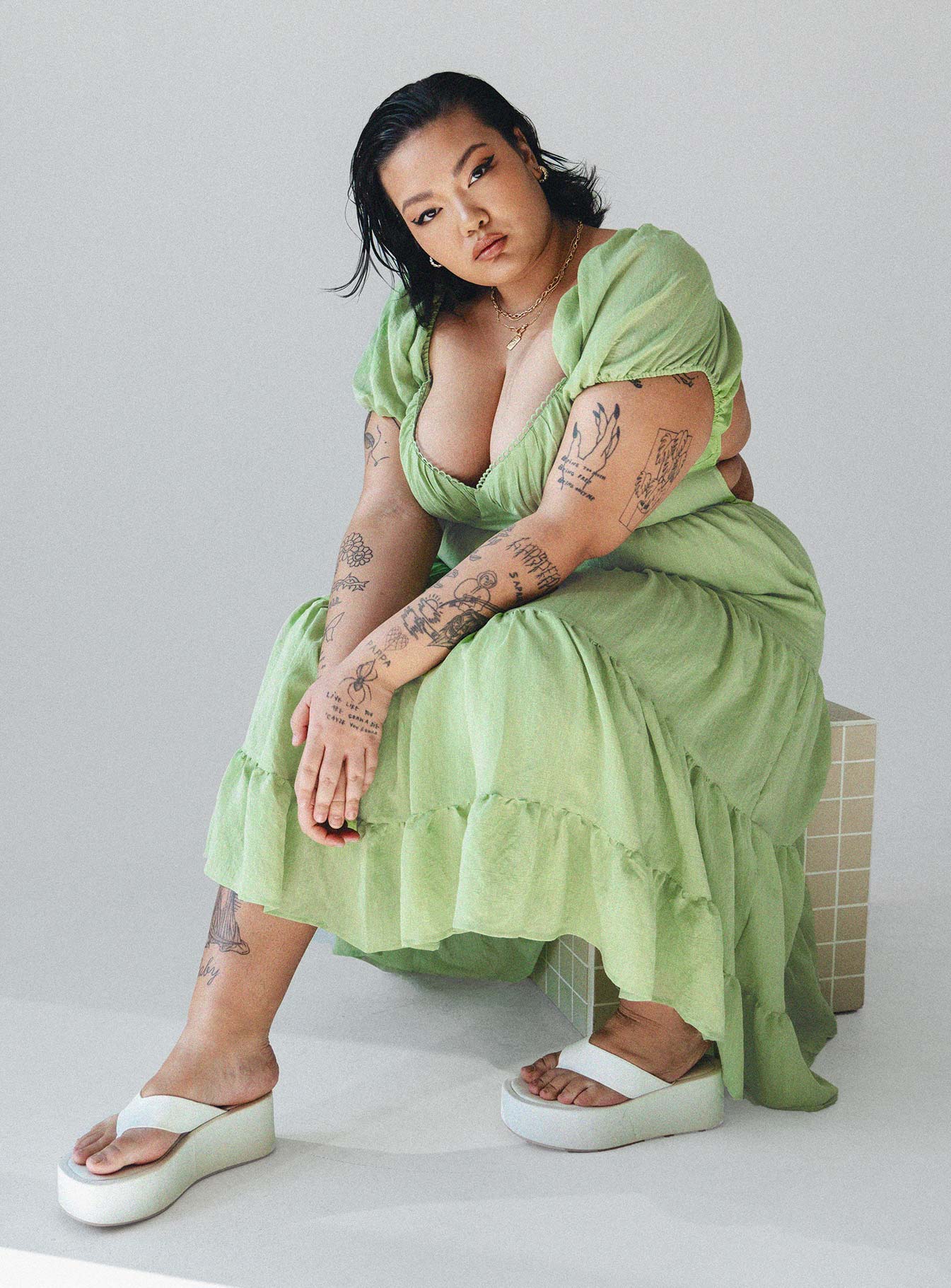 Danny Midi Dress Green Curve - Image 6