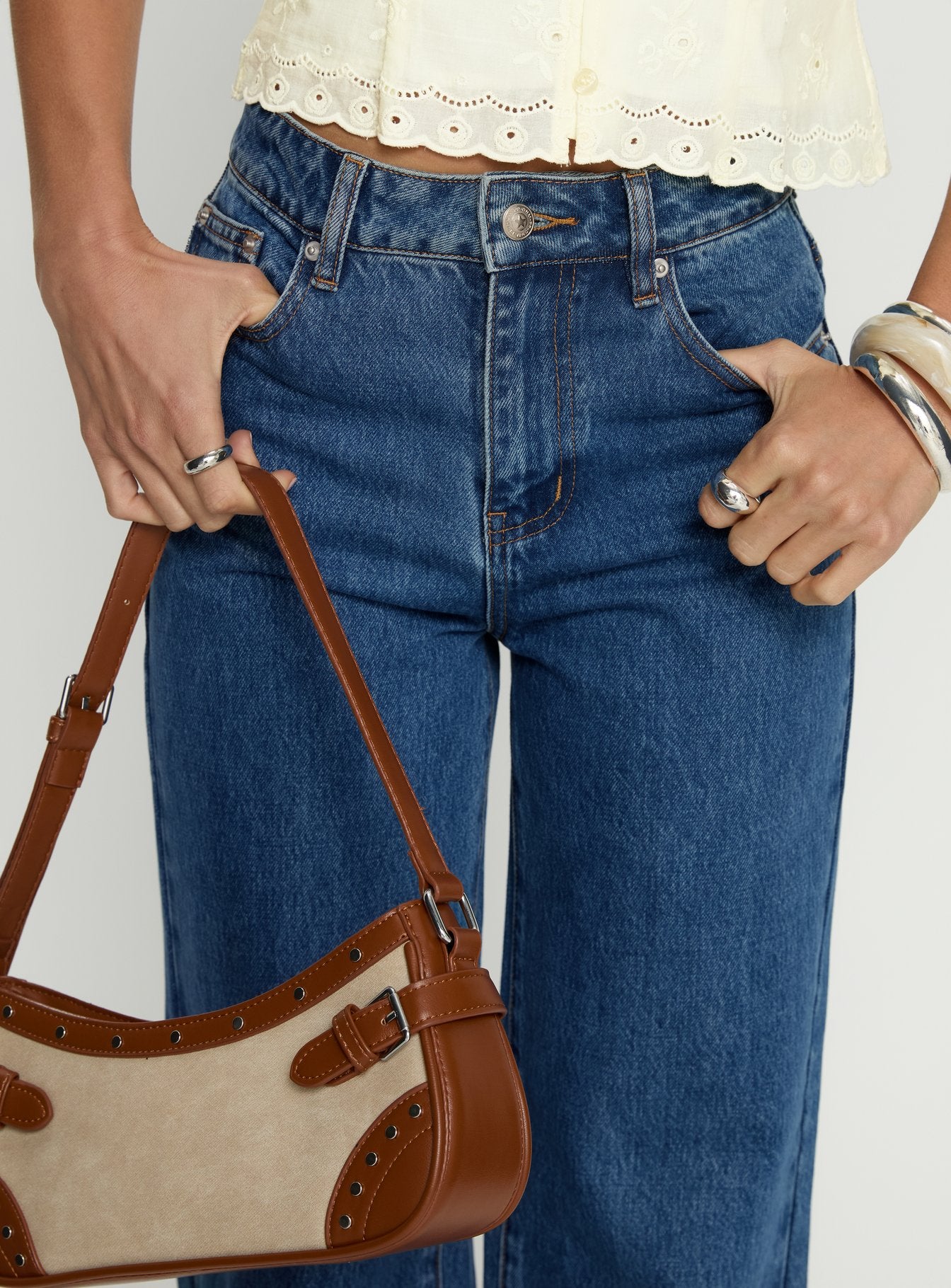 Goldie High Rise Wide Leg Jeans Mid Blue Wash - Image 5