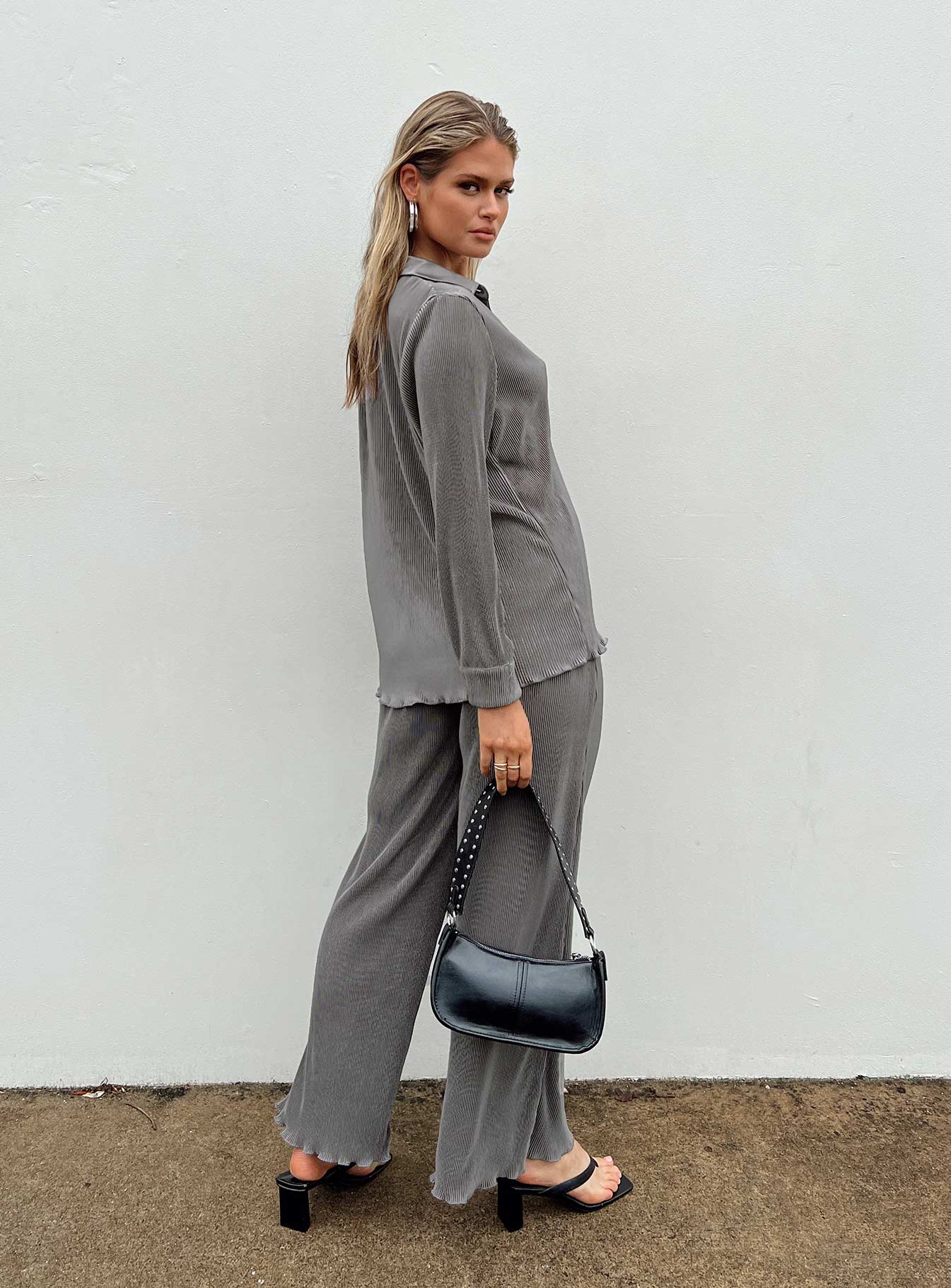 Cartmore Plisse Pants Charcoal - Image 6