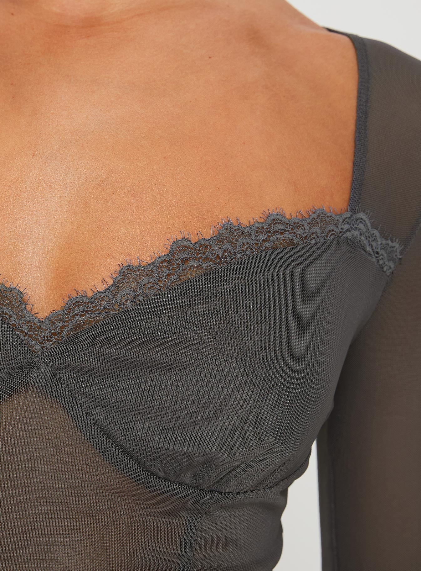 Judeth Long Sleeve Top Grey - Image 5