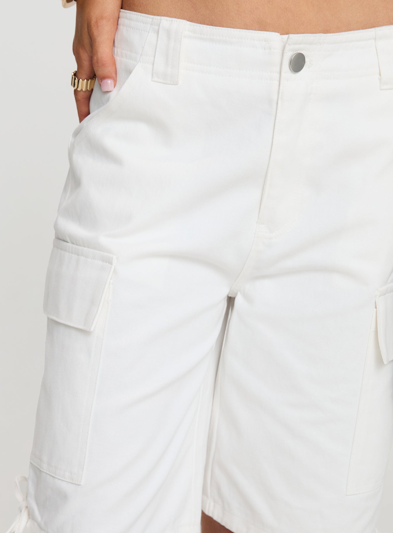 Bleachers Shorts White - Image 6