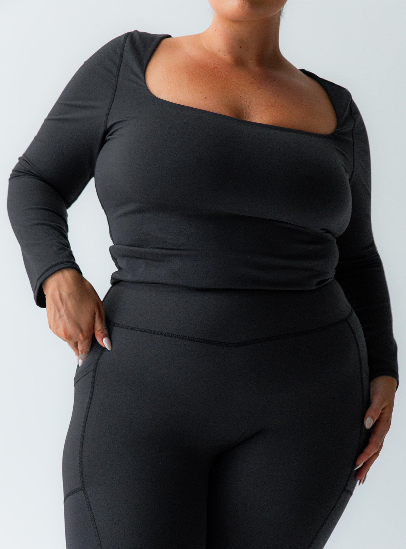 Thriving Activewear Top Black Curve - Image 5