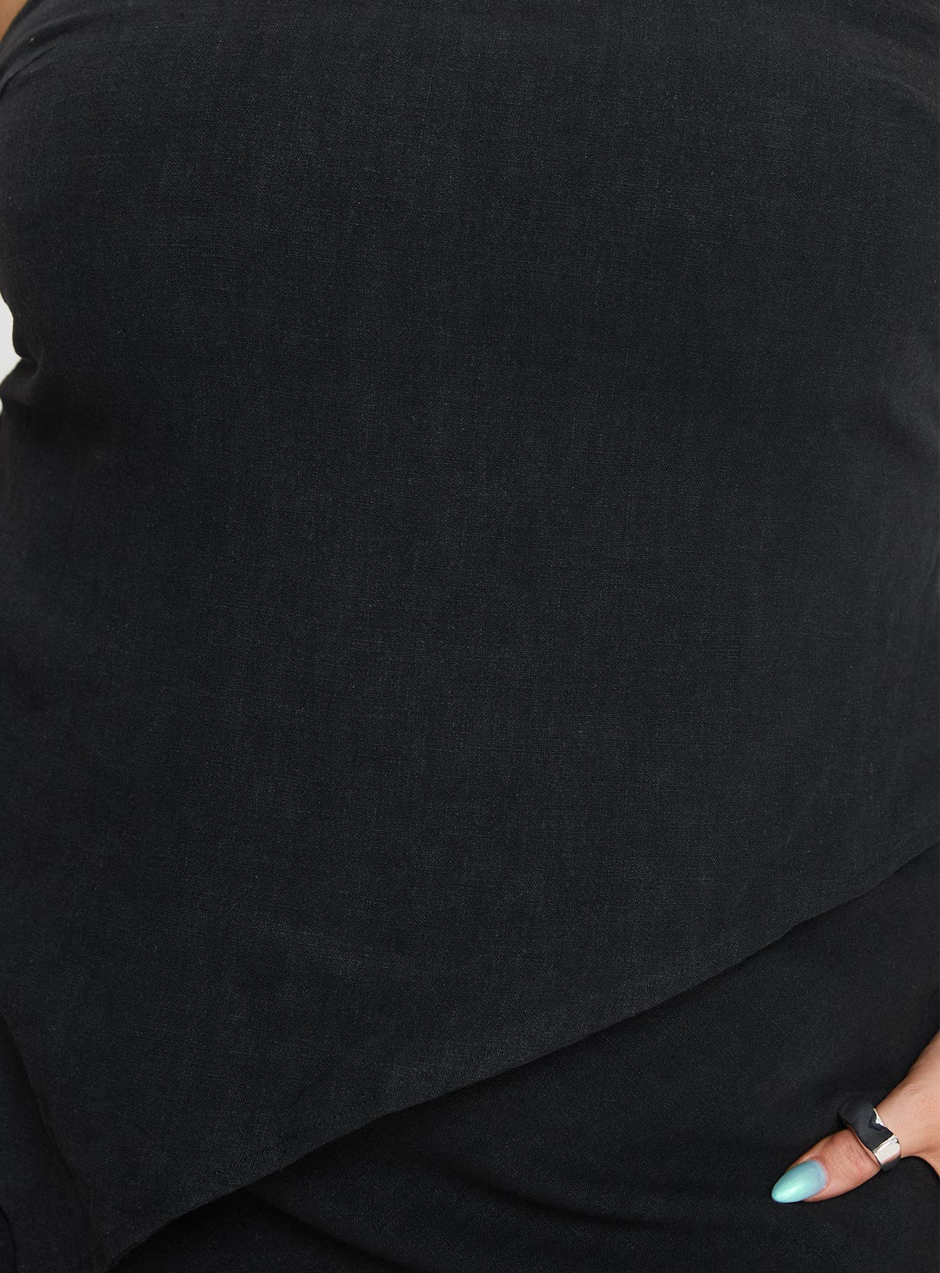 Birdie Asymmetric Linen Blend Top Black Curve - Image 6