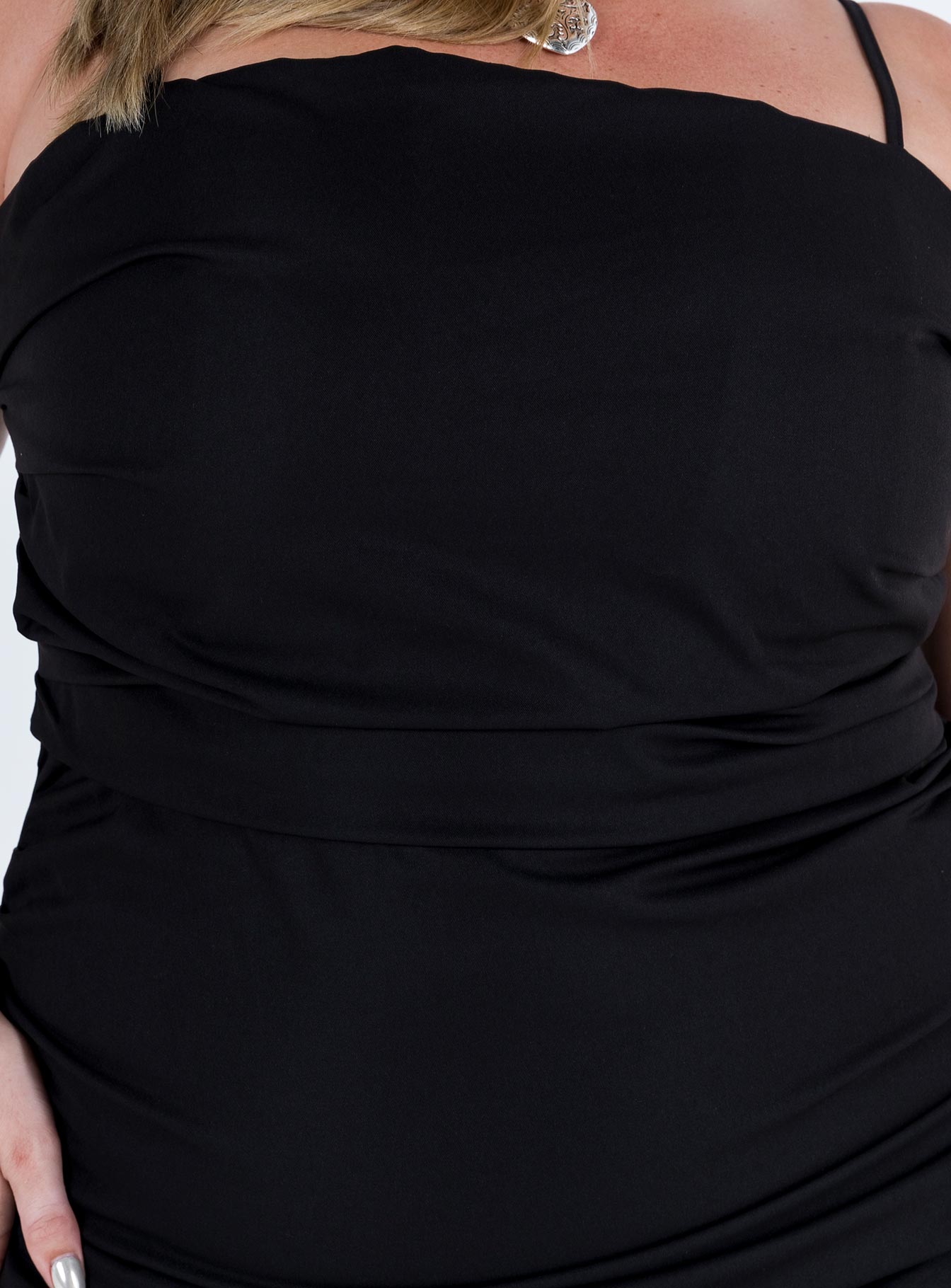 Chandra Mini Dress Black Curve - Image 6