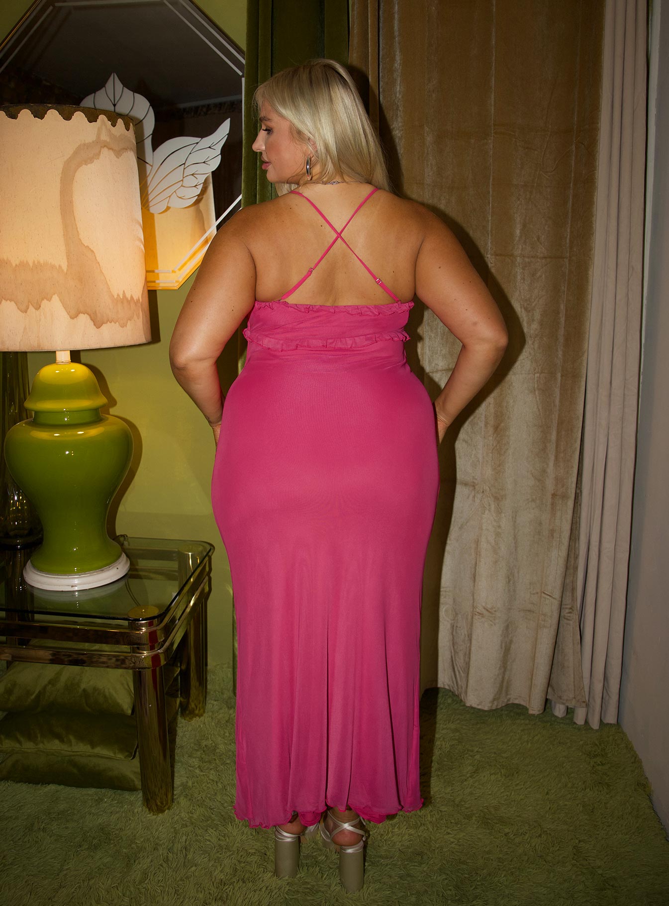 Tillee Mesh Maxi Dress Fuschia Curve - Image 5