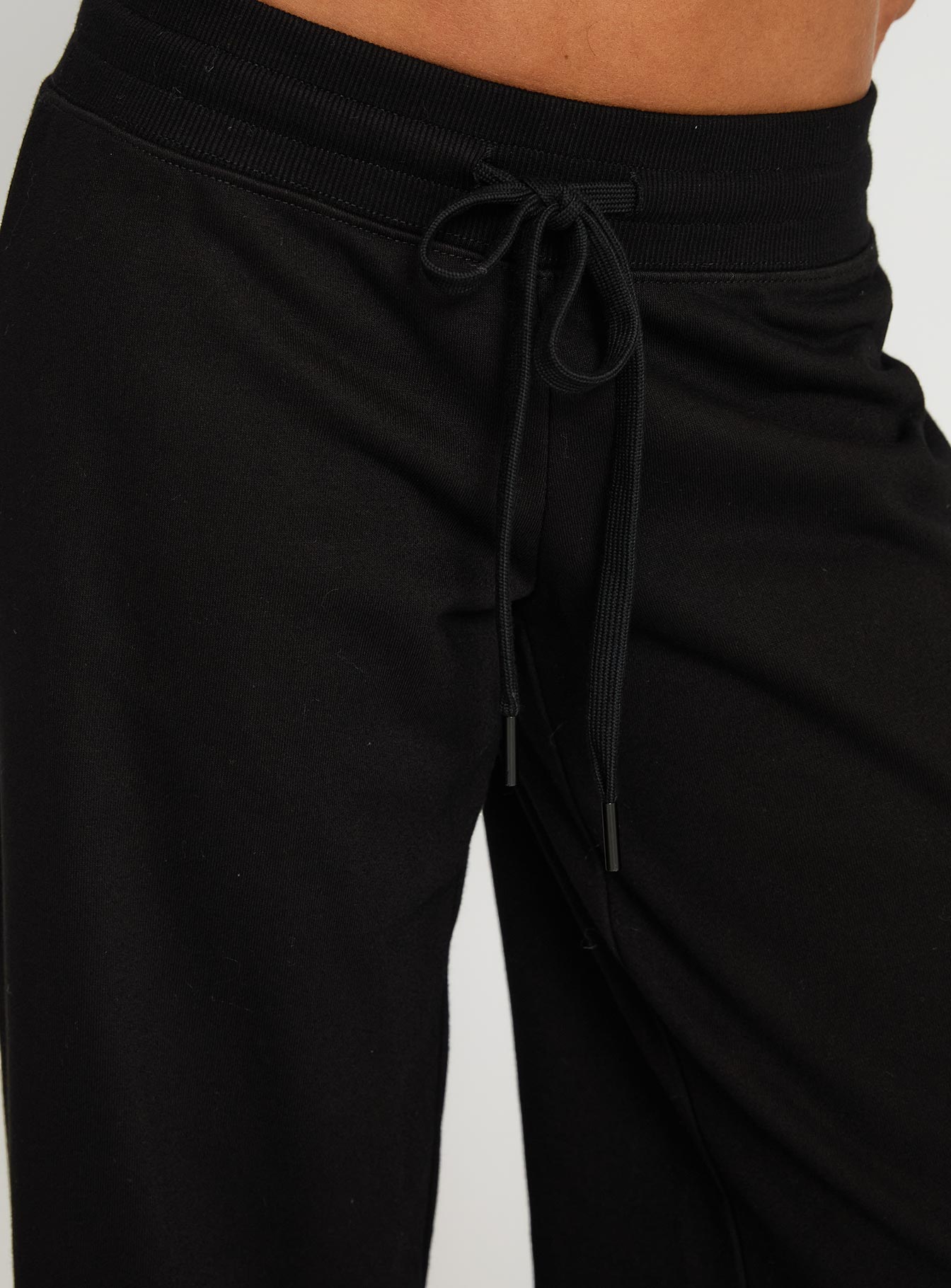 Mindful Low Rise Pant Black - Image 6